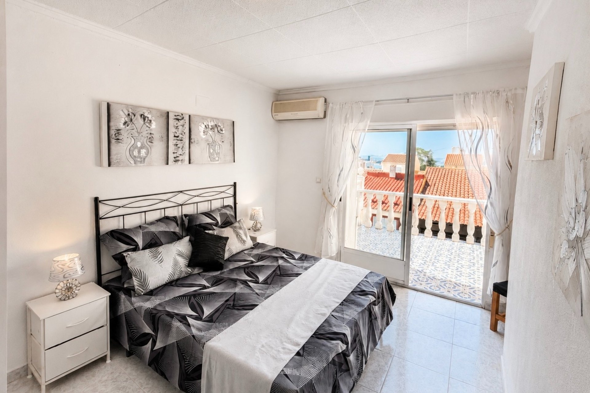 Resale - Terraced house - La Marina
