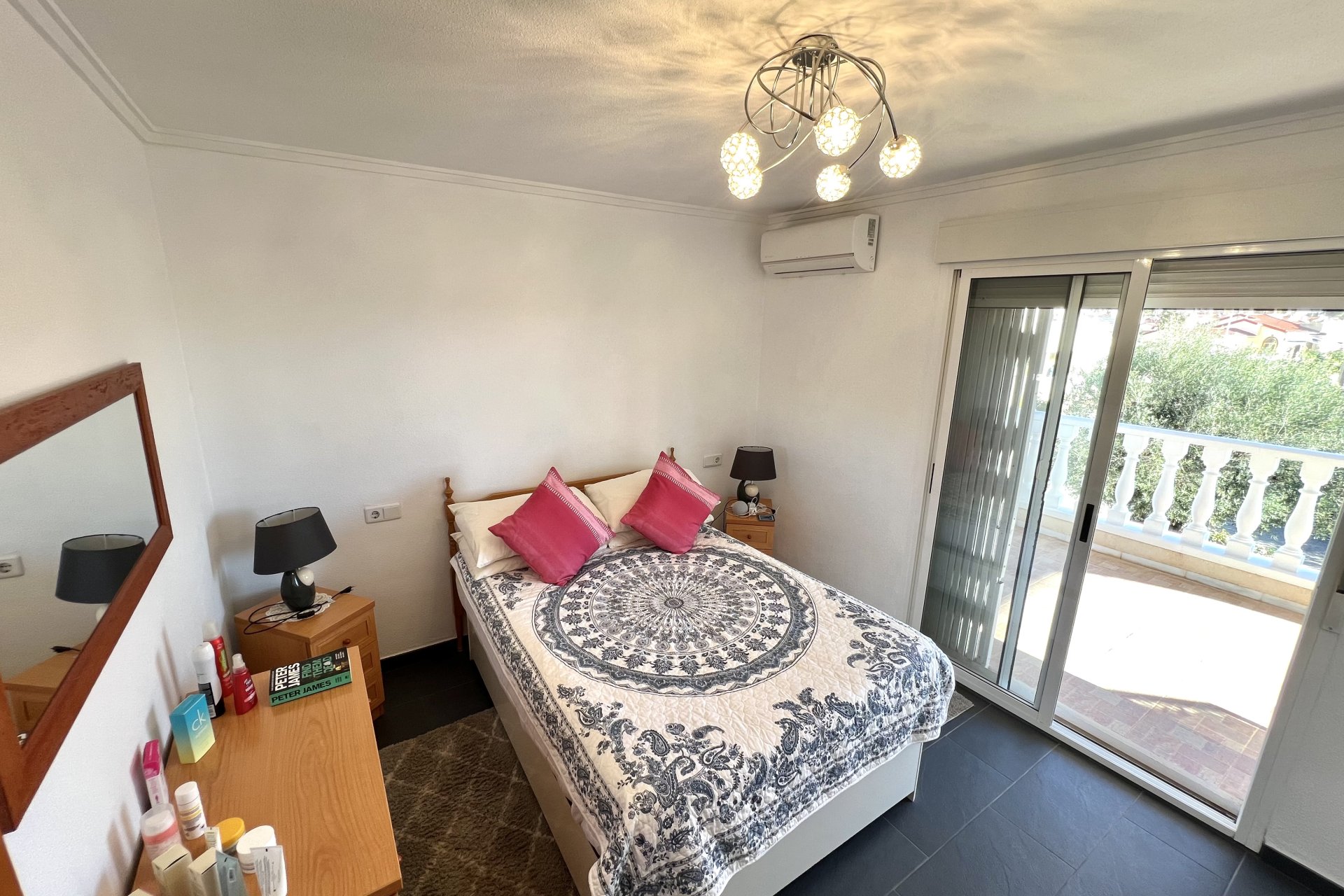 Resale - Terraced house - La Marina