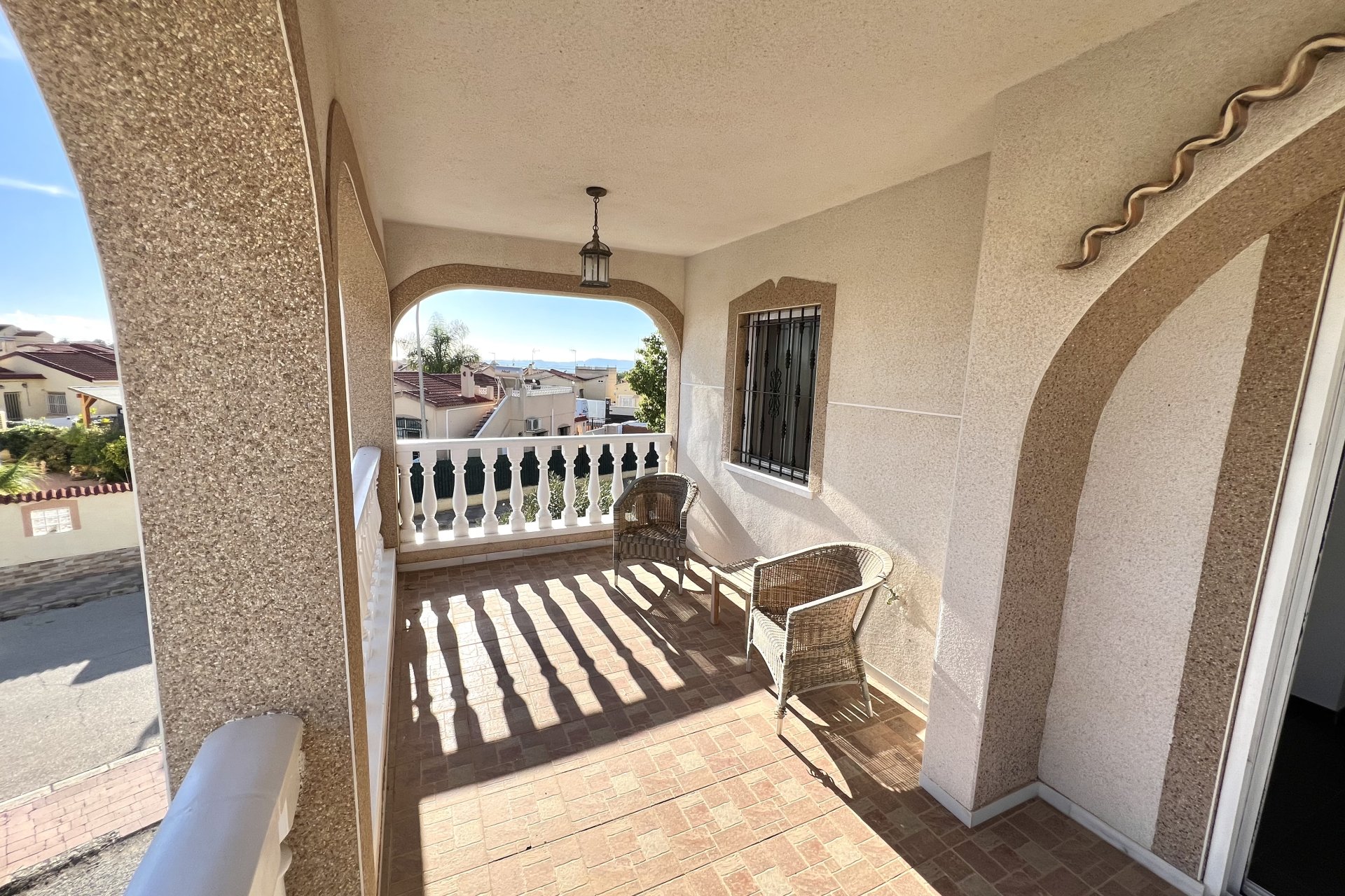Resale - Terraced house - La Marina