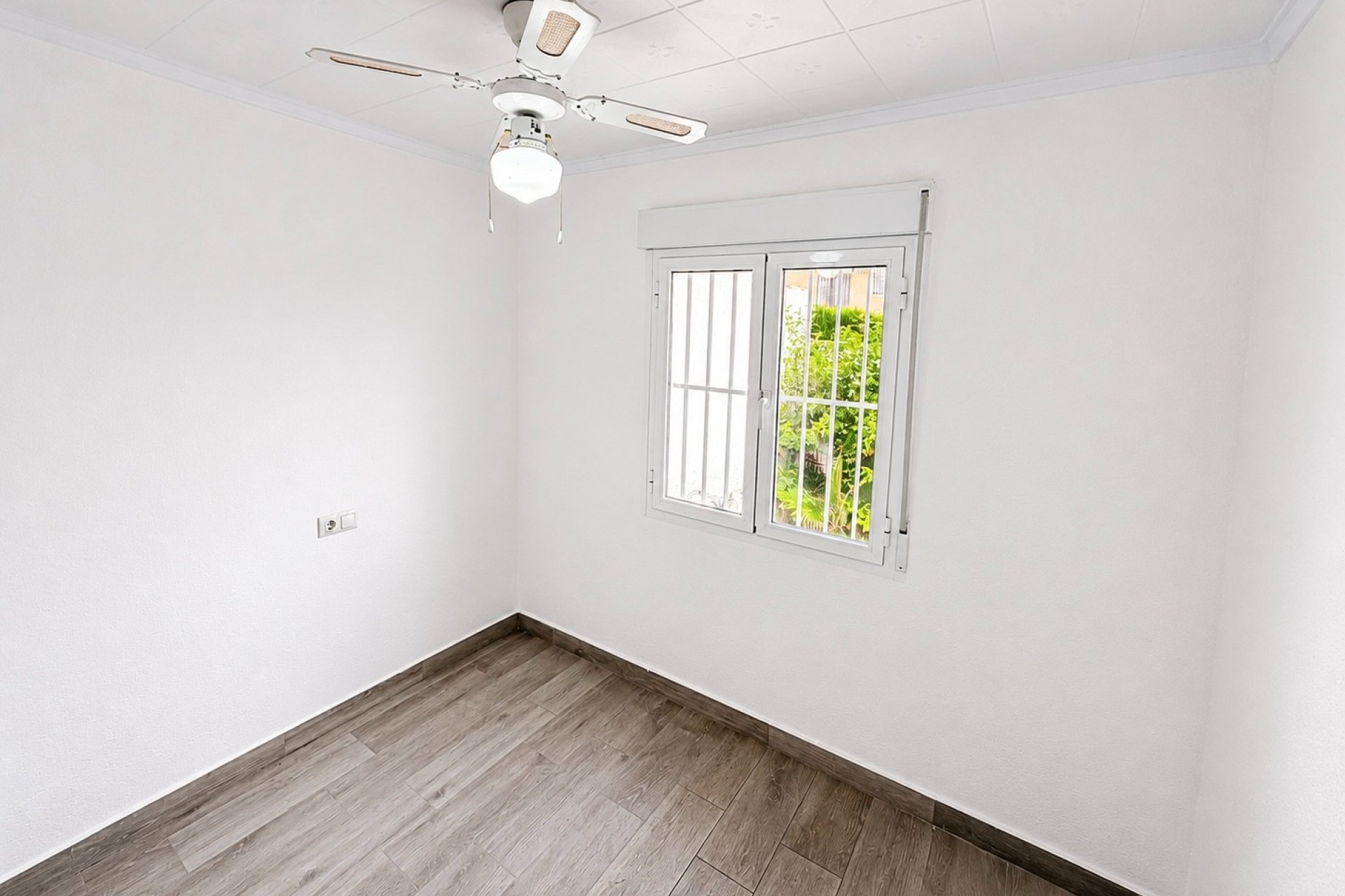 Resale - Terraced house - La Marina