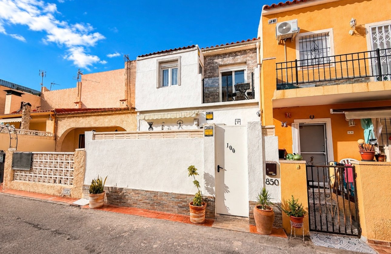 Resale - Terraced house - La Marina