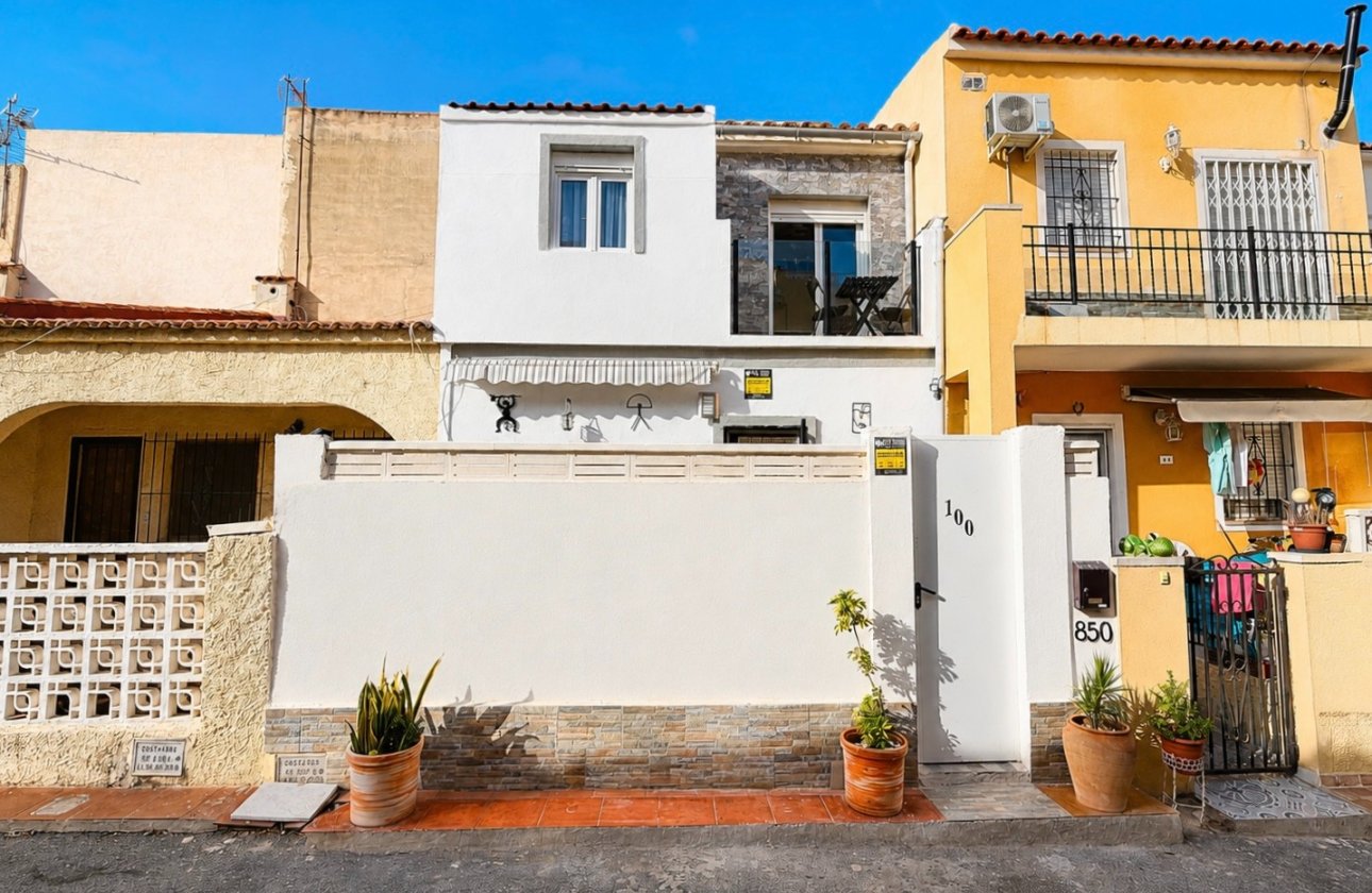 Resale - Terraced house - La Marina
