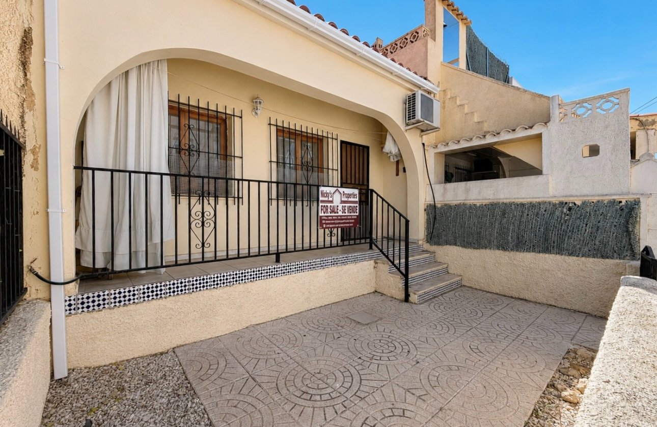 Resale - Terraced house - La Marina
