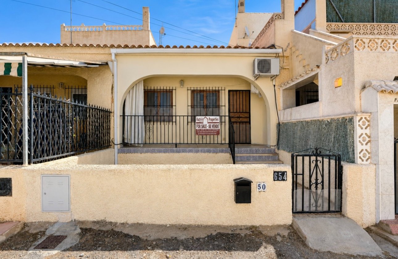 Resale - Terraced house - La Marina