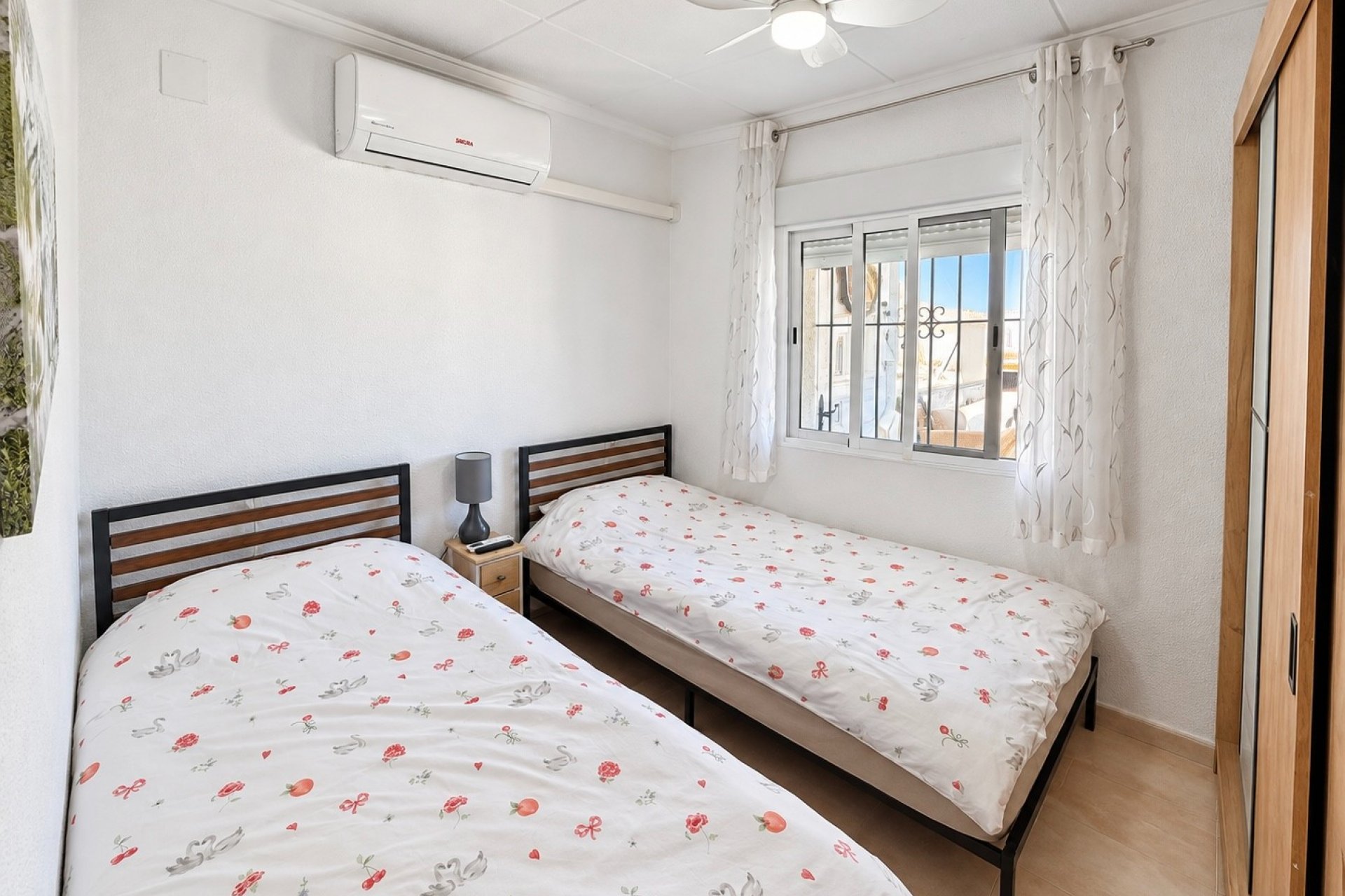 Resale - Terraced house - La Marina