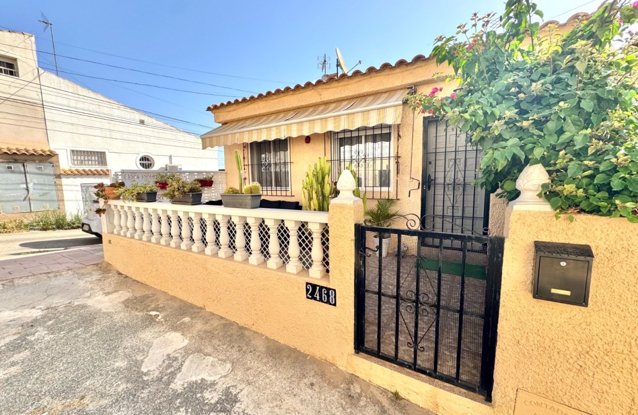 Reventa - Casa adosada - La Marina