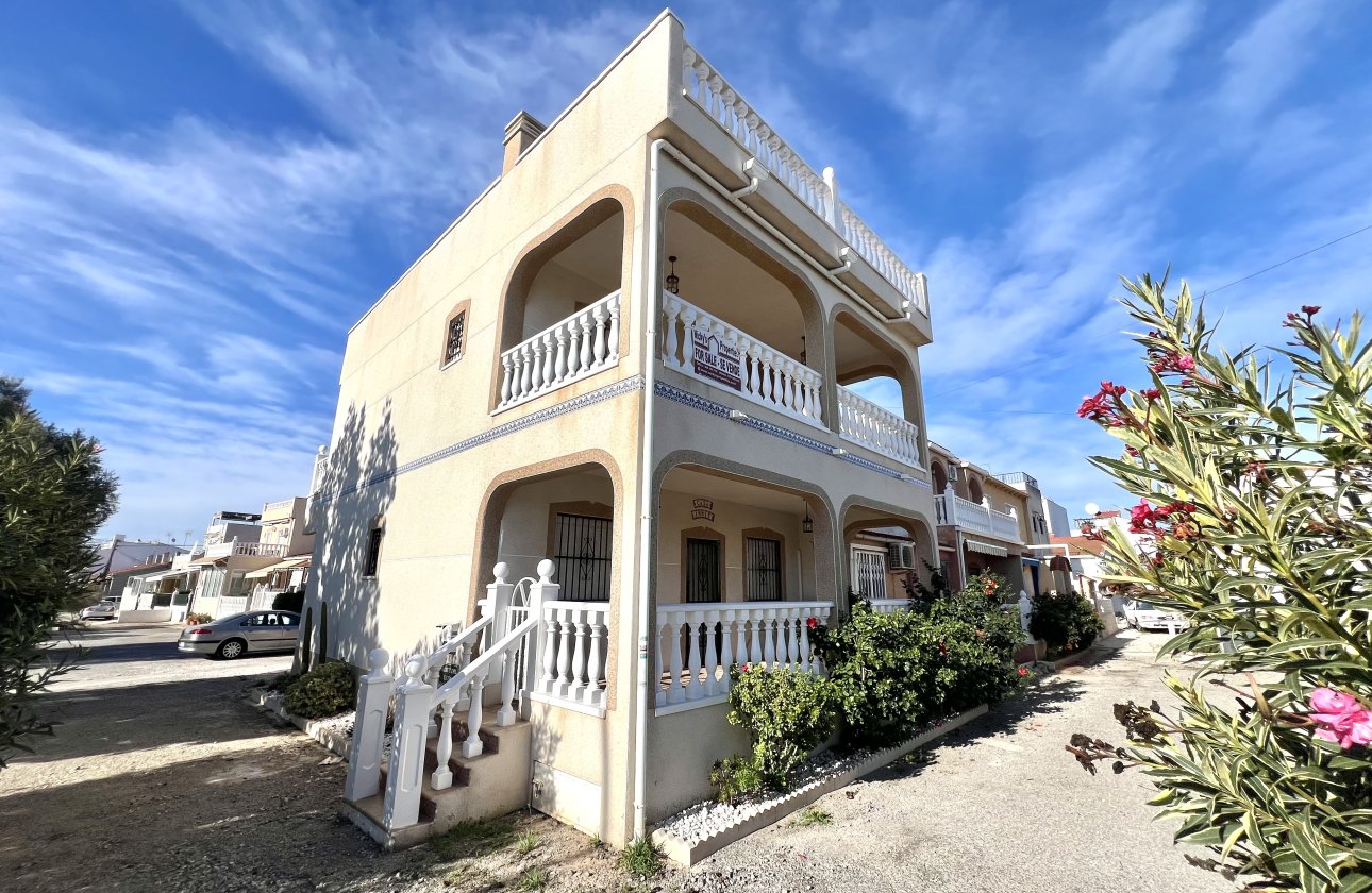 Reventa - Casa adosada - La Marina
