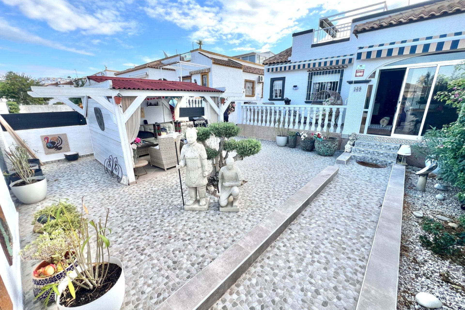 Reventa - Casa cuádruple - La Marina