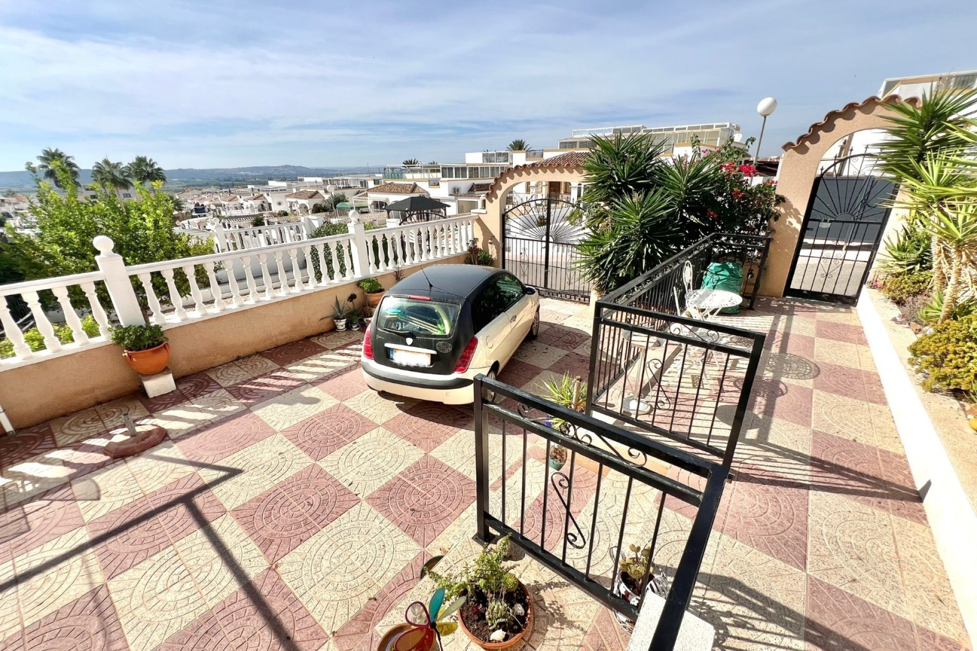 Reventa - Casa cuádruple - La Marina