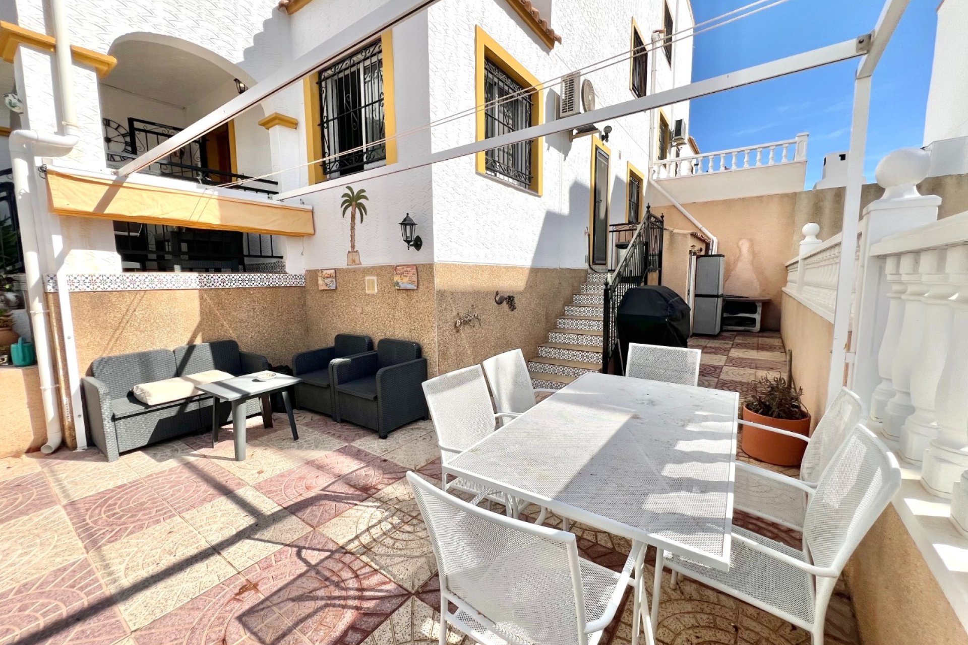 Reventa - Casa cuádruple - La Marina