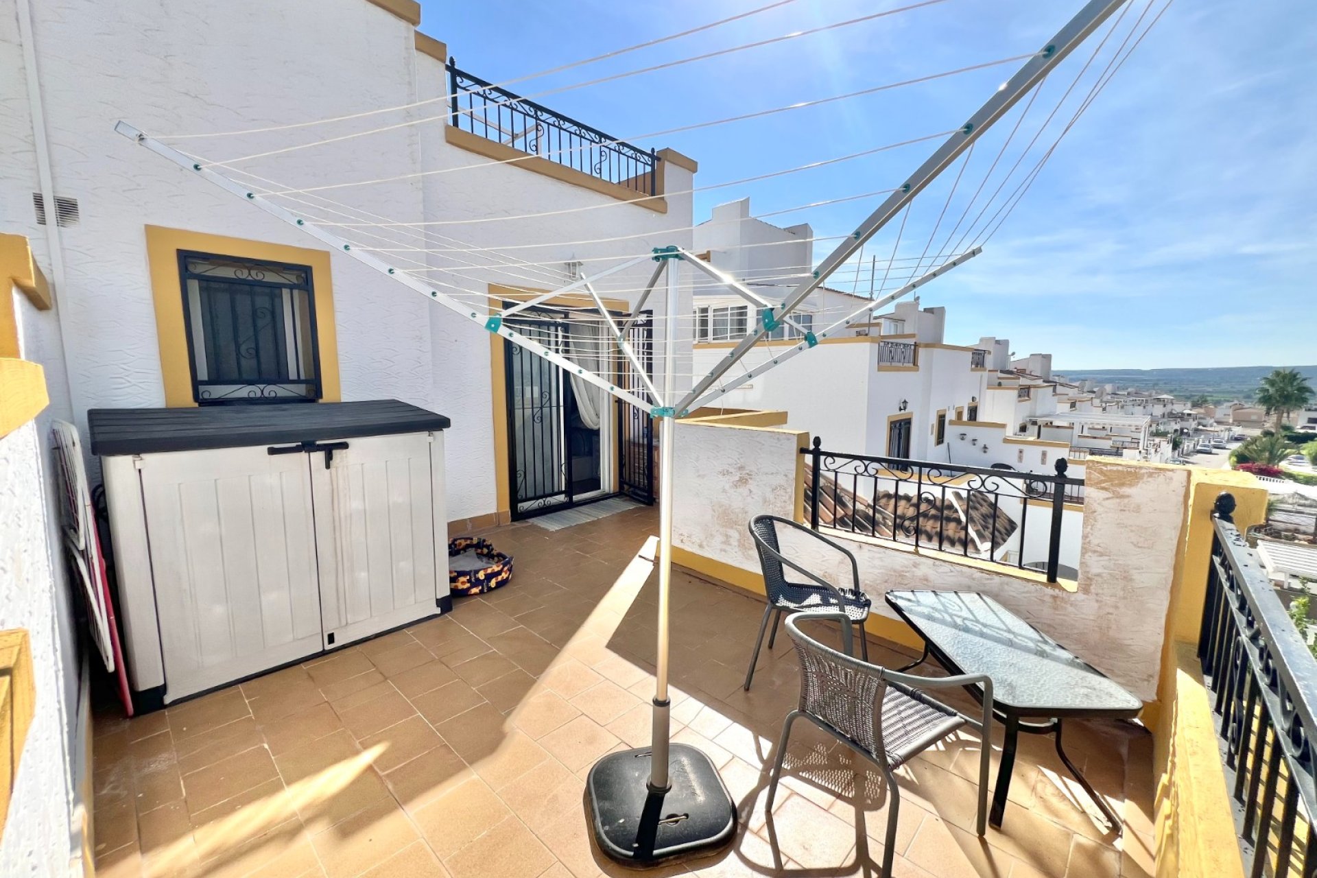 Reventa - Casa cuádruple - La Marina