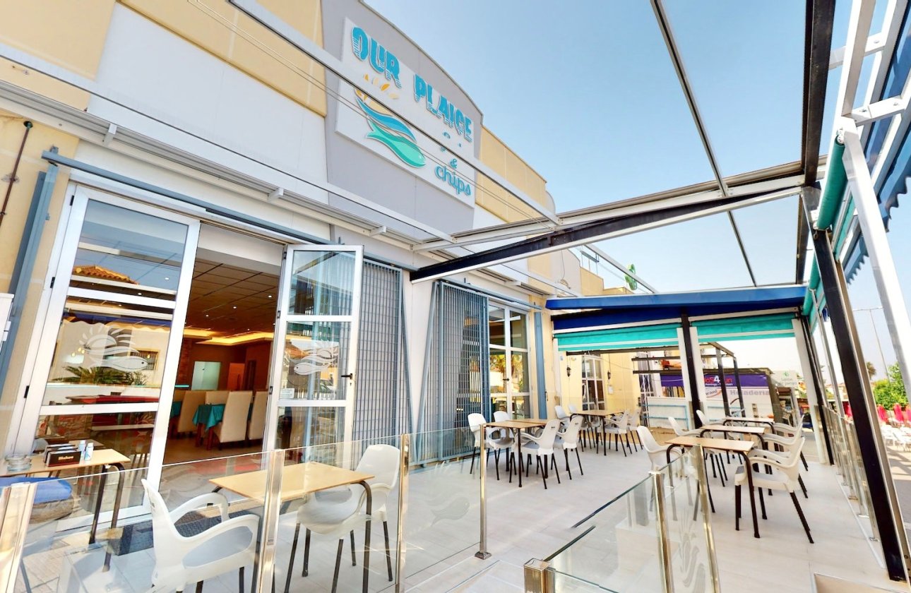 Reventa - commercial property - La Marina