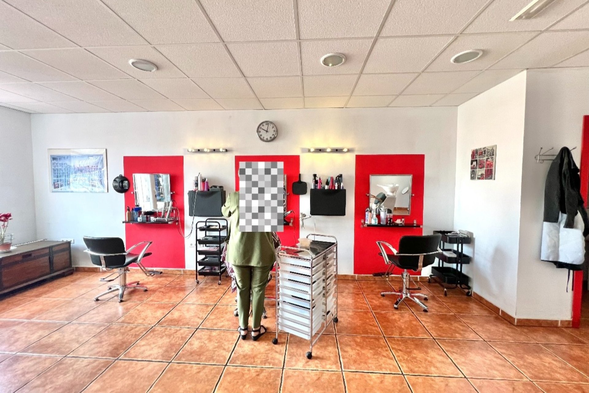 Reventa - commercial property - La Marina