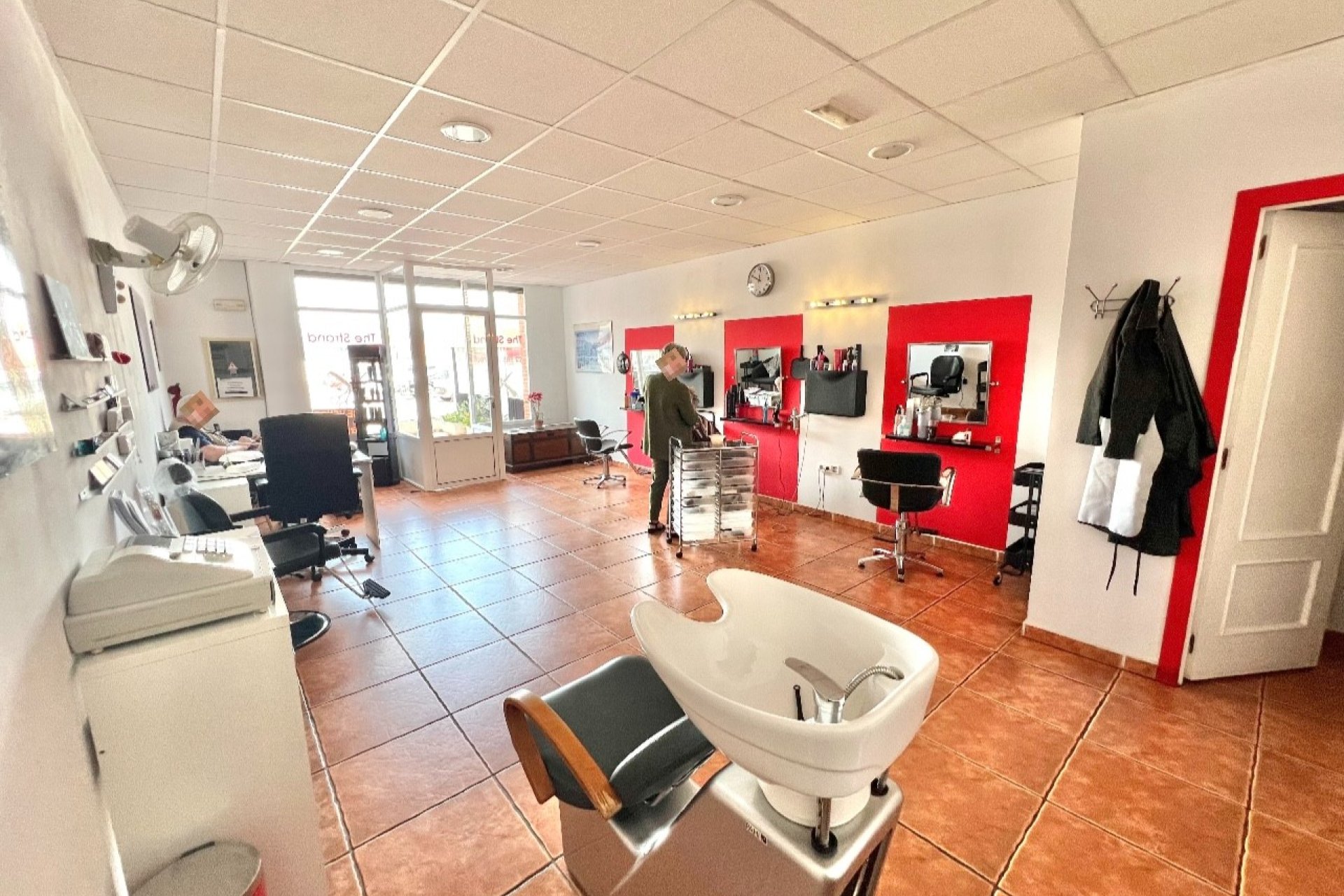 Reventa - commercial property - La Marina
