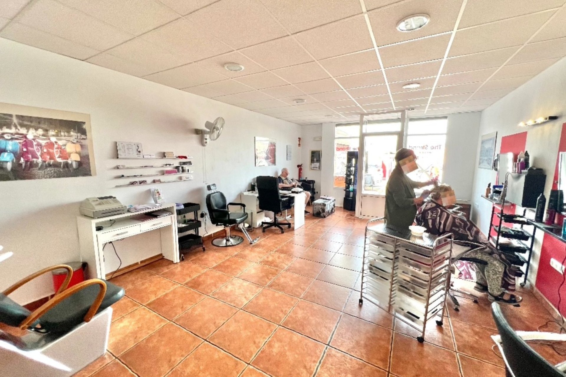 Reventa - commercial property - La Marina
