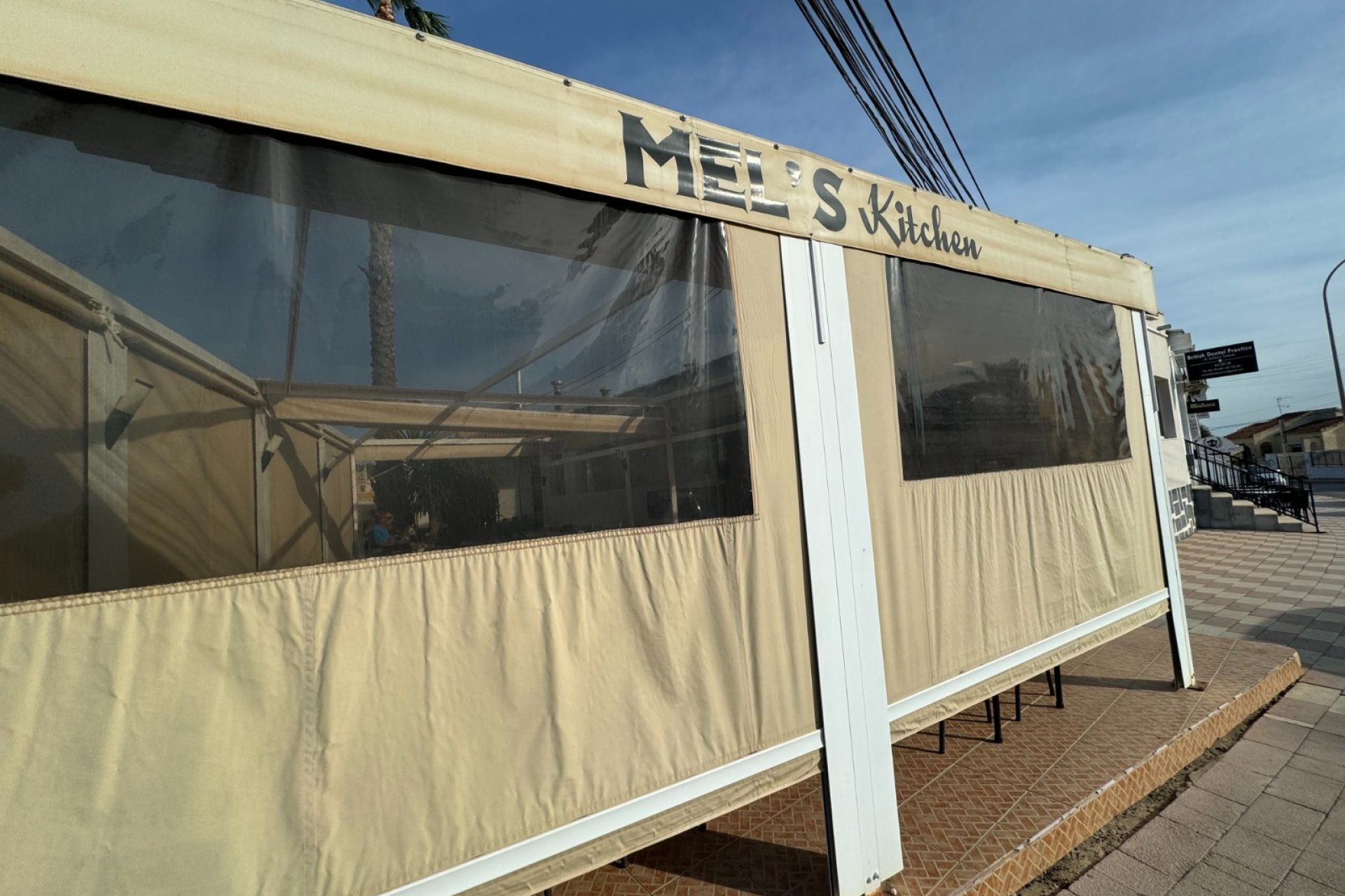 Reventa - commercial property - La Marina