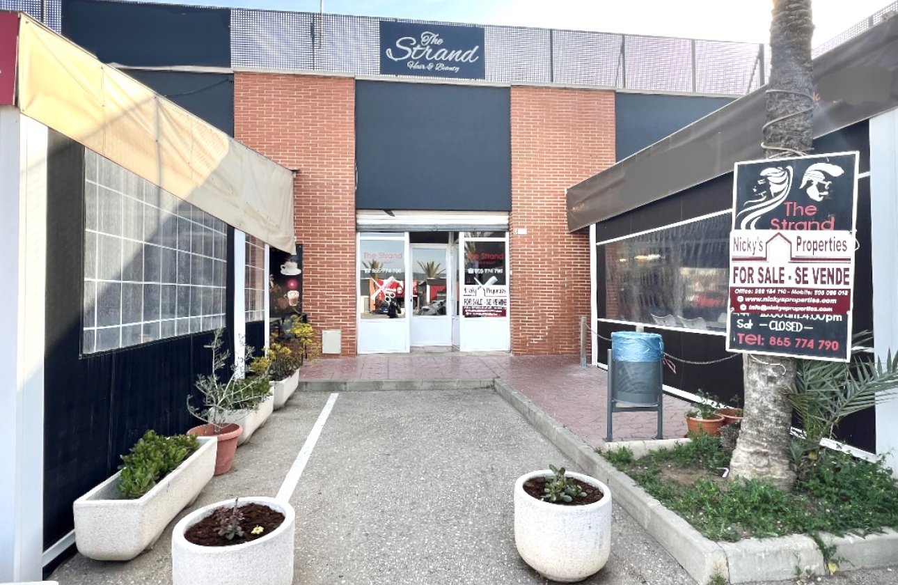 Reventa - commercial property - La Marina
