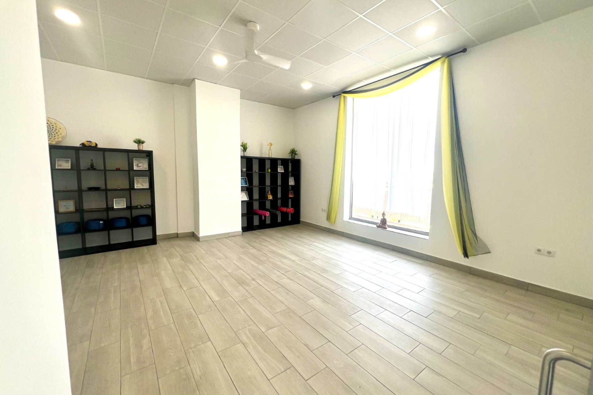 Reventa - commercial property - San Fulgencio