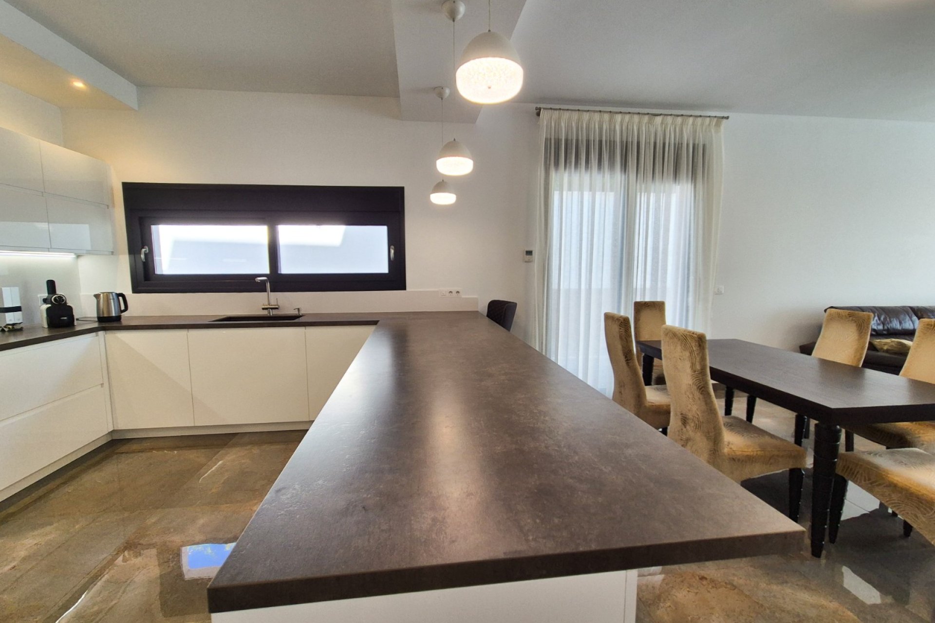 Reventa - Villa independiente - La Escuera - La Marina