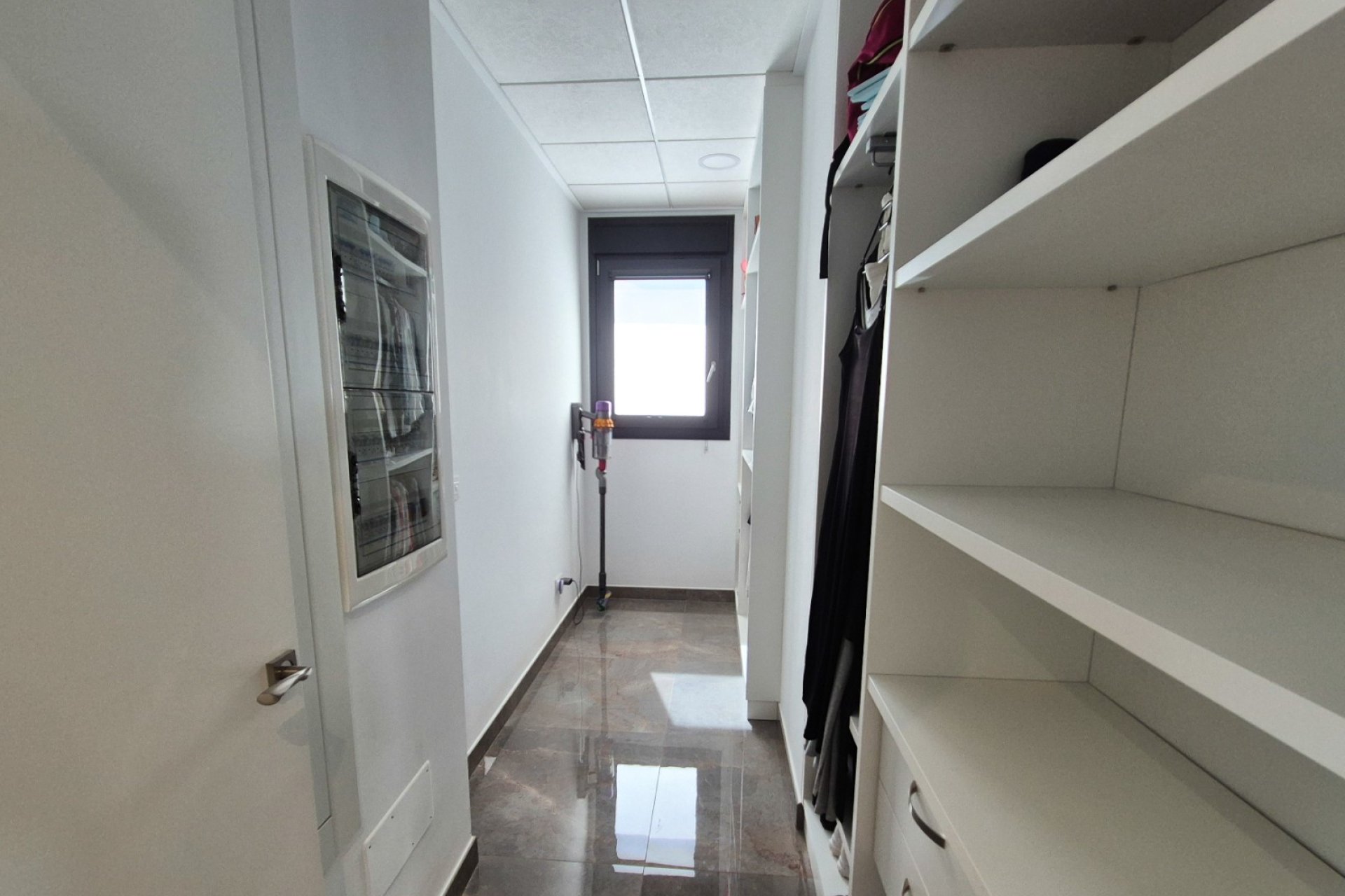 Reventa - Villa independiente - La Escuera - La Marina