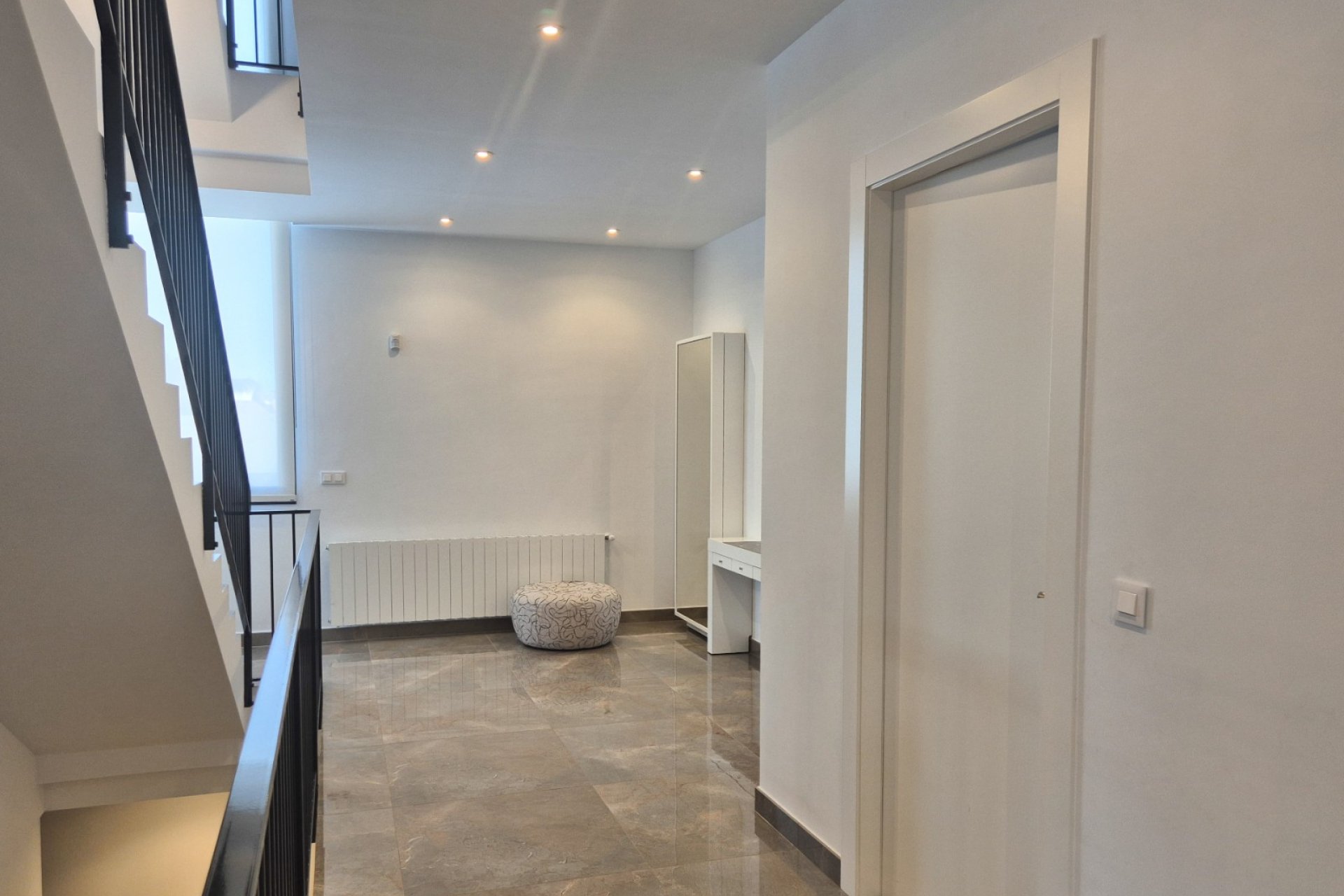 Reventa - Villa independiente - La Escuera - La Marina