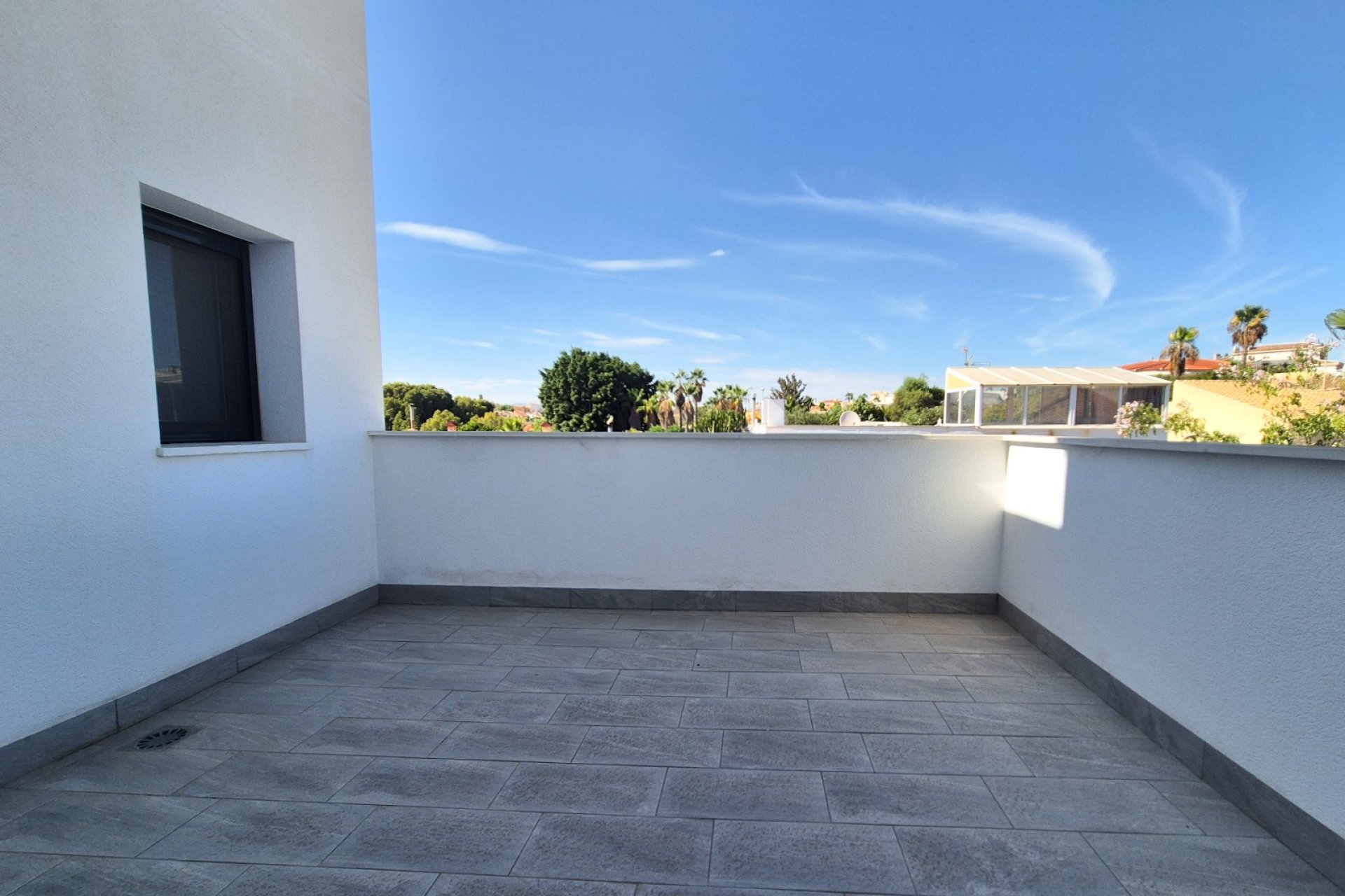 Reventa - Villa independiente - La Escuera - La Marina