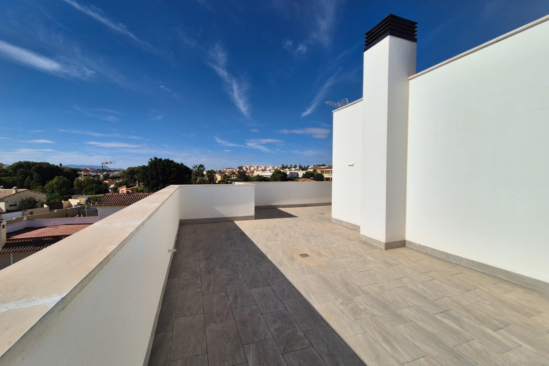 Reventa - Villa independiente - La Escuera - La Marina