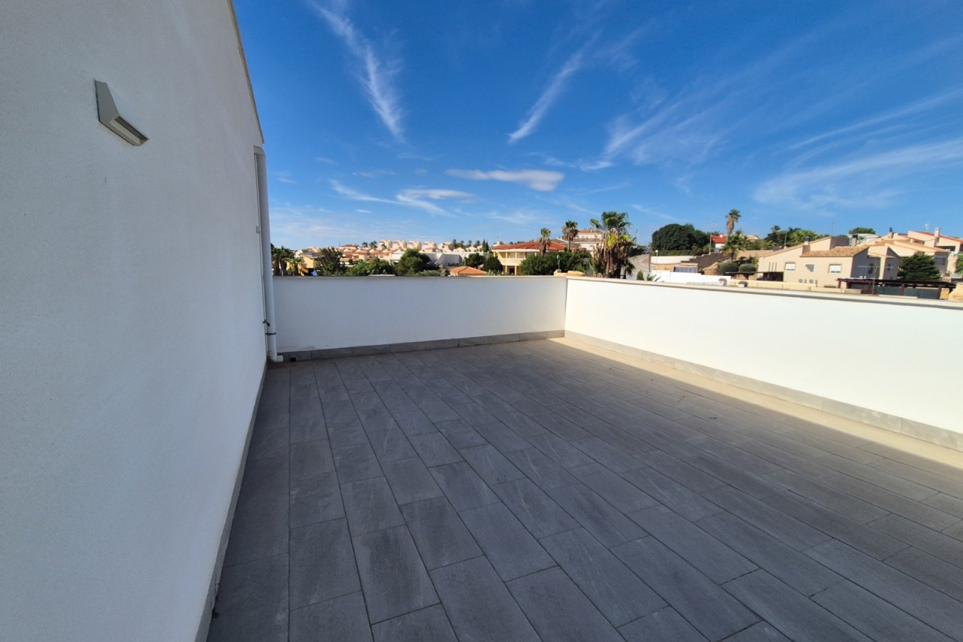 Reventa - Villa independiente - La Escuera - La Marina