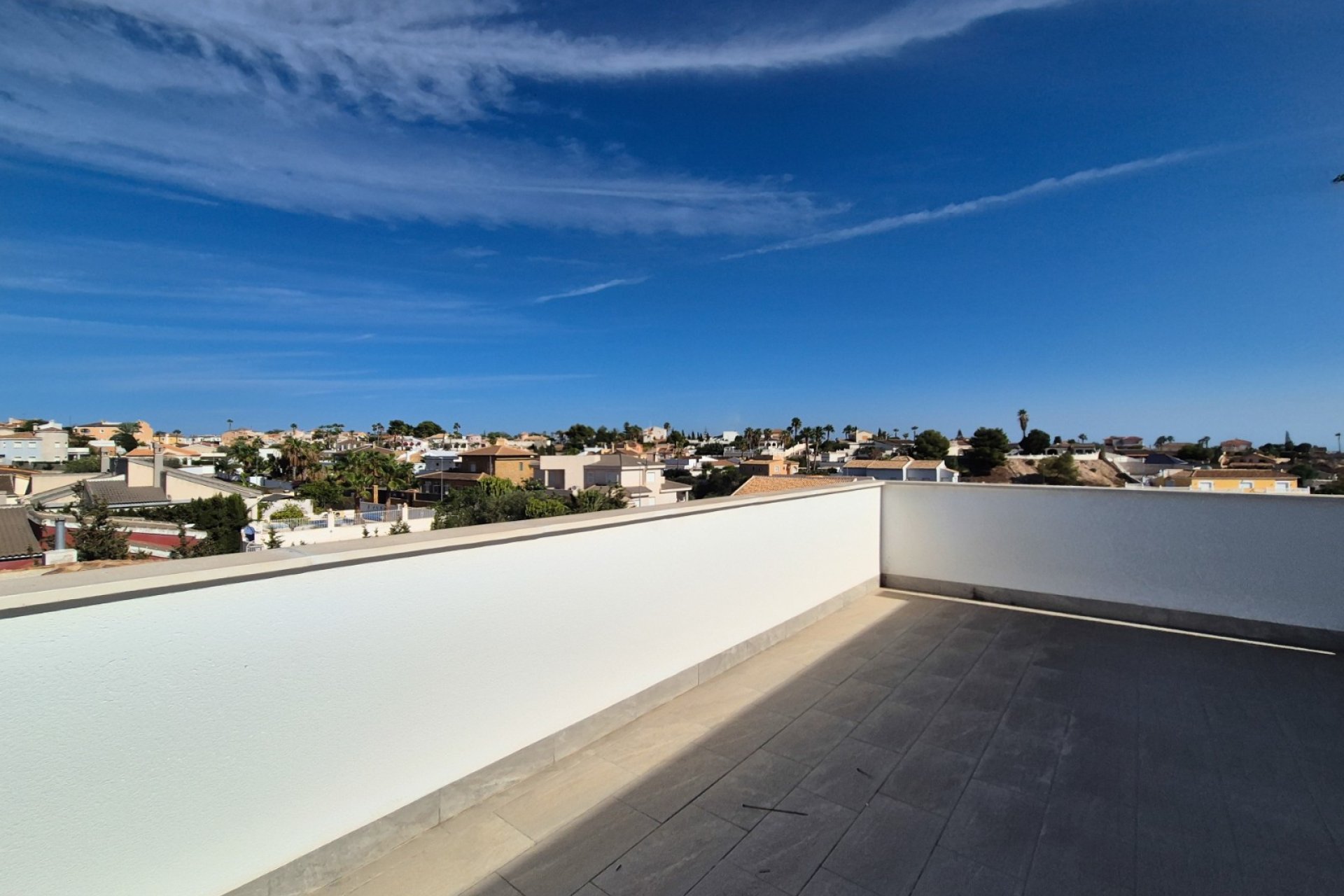 Reventa - Villa independiente - La Escuera - La Marina