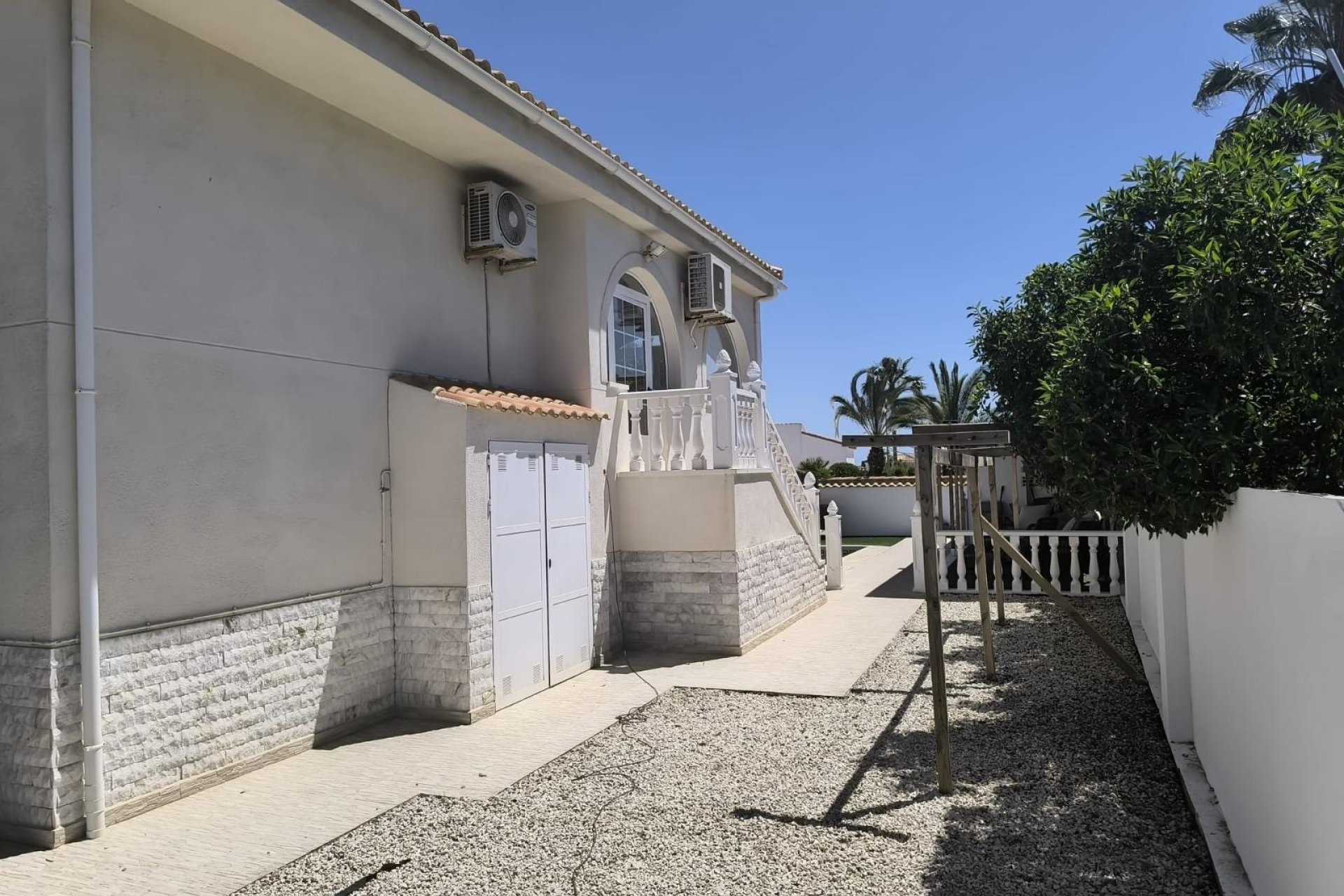 Reventa - Villa independiente - La Escuera - La Marina