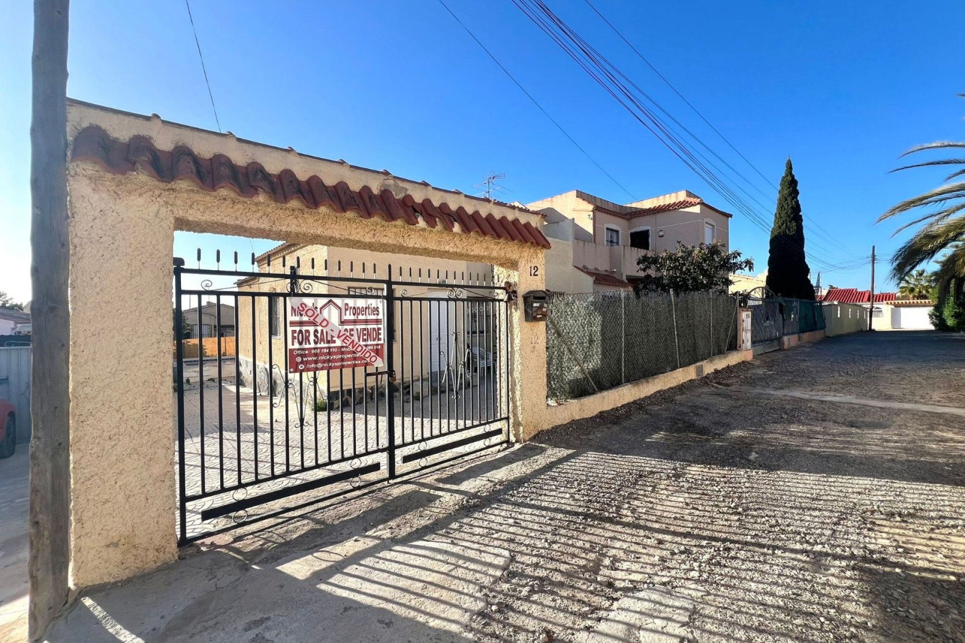 Reventa - Villa independiente - La Marina
