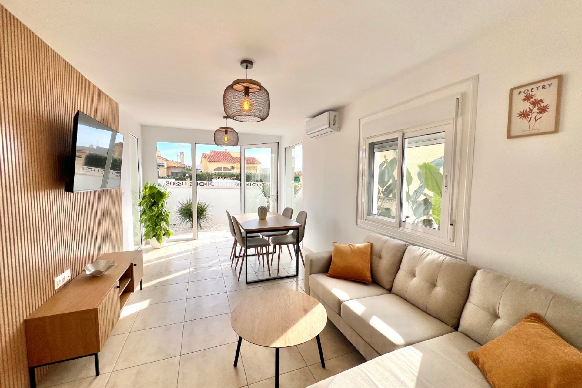 Reventa - Villa independiente - La Marina