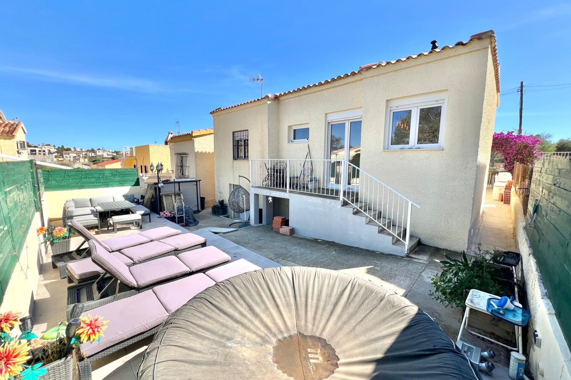 Reventa - Villa independiente - La Marina