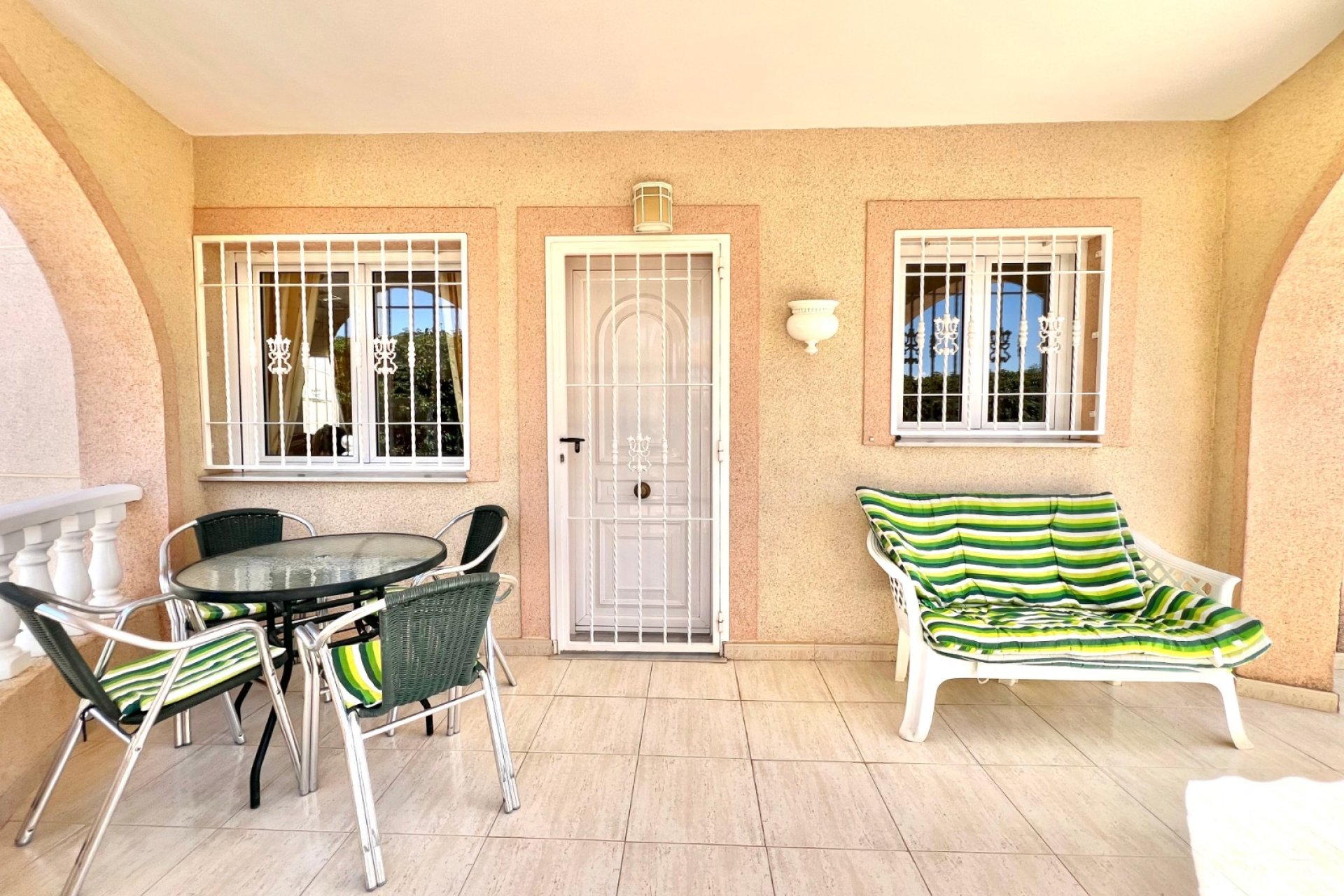 Reventa - Villa independiente - La Marina