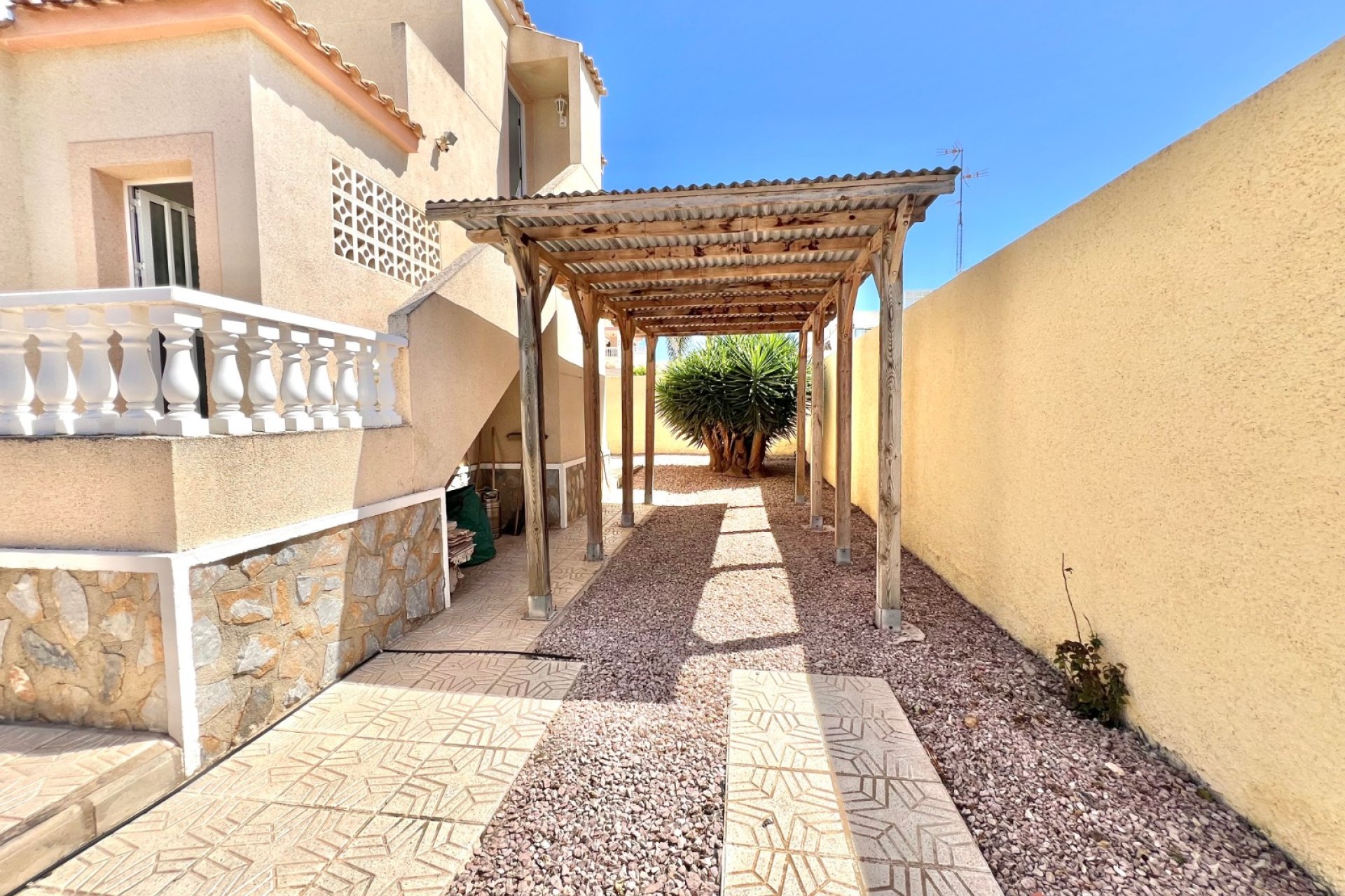 Reventa - Villa independiente - La Marina