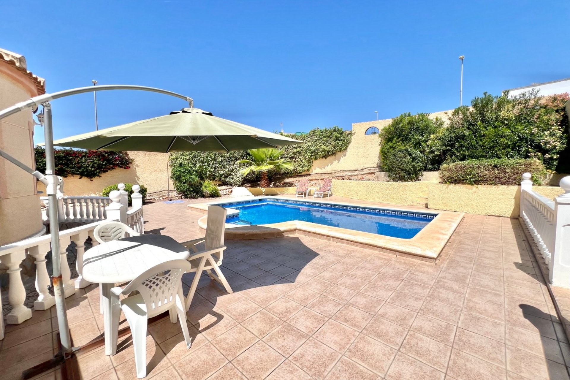 Reventa - Villa independiente - La Marina