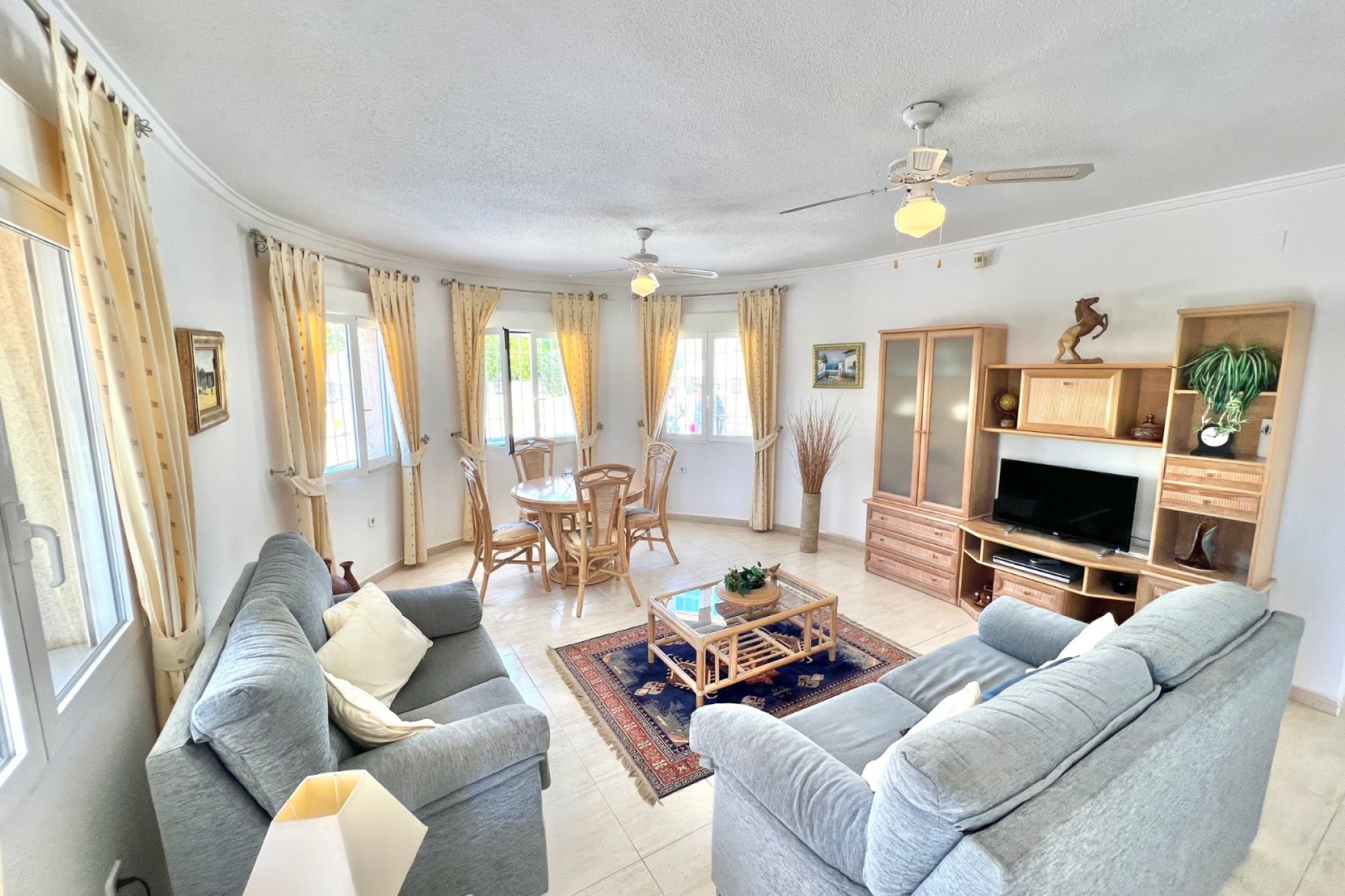 Reventa - Villa independiente - La Marina