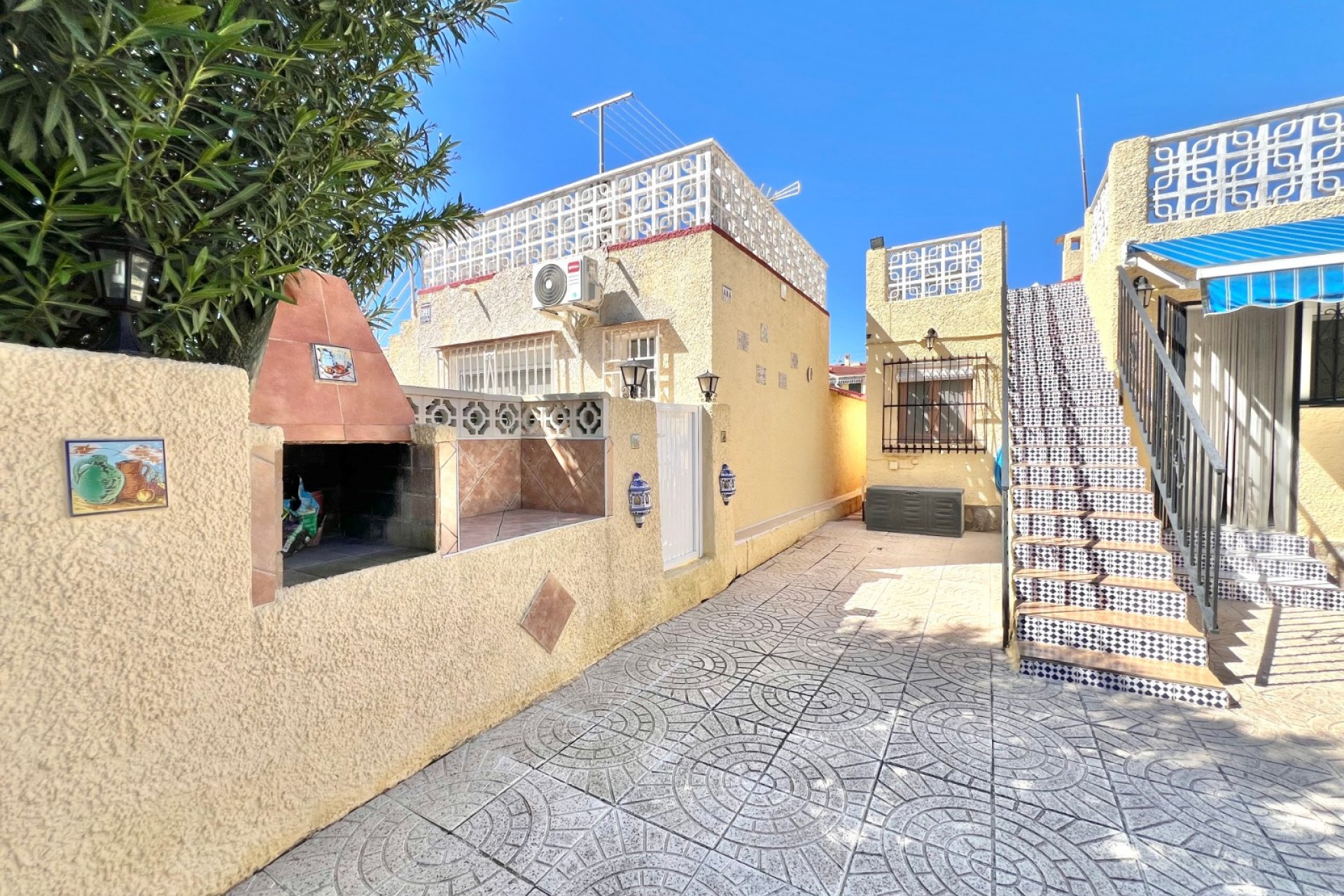 Reventa - Villa independiente - La Marina