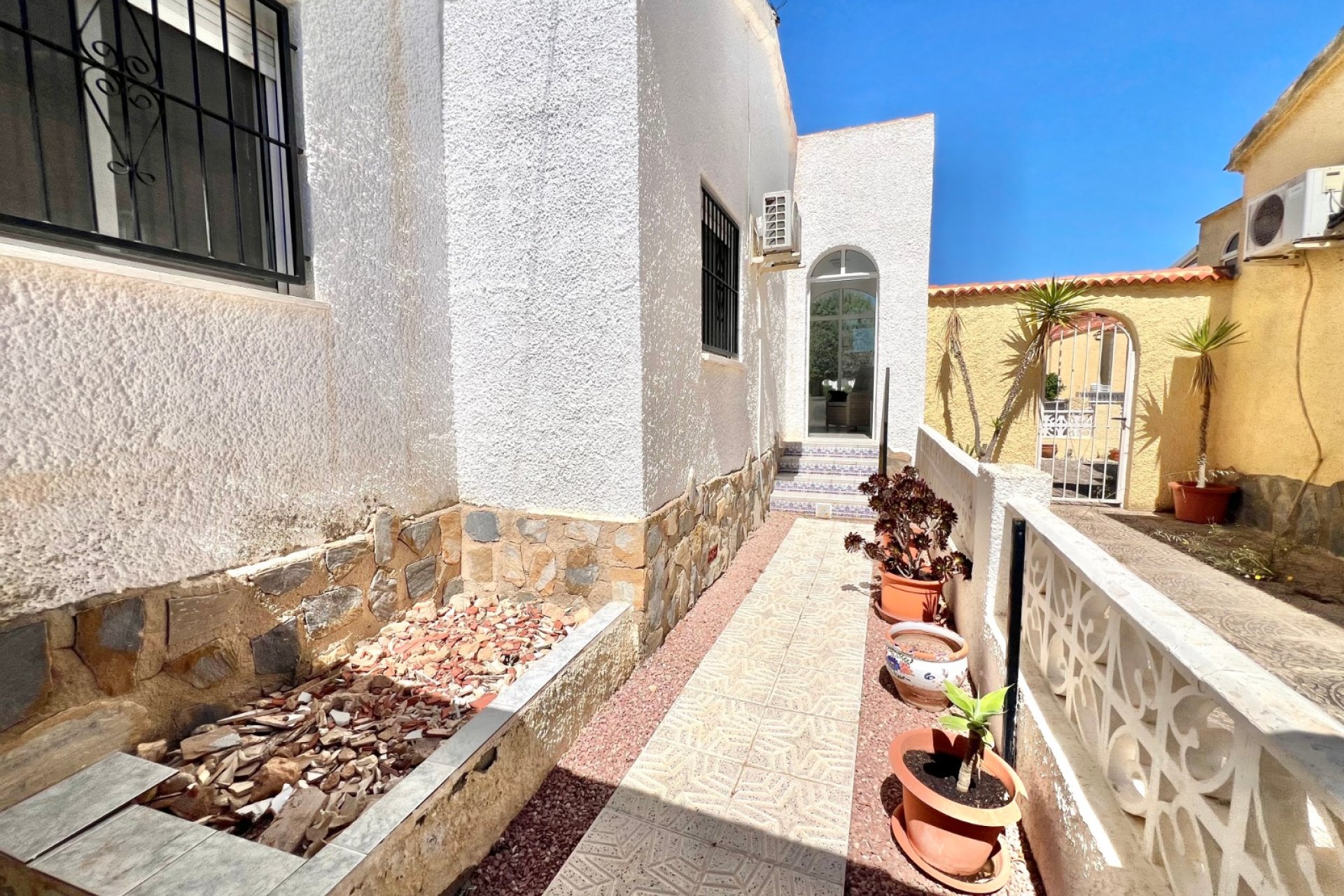 Reventa - Villa independiente - La Marina
