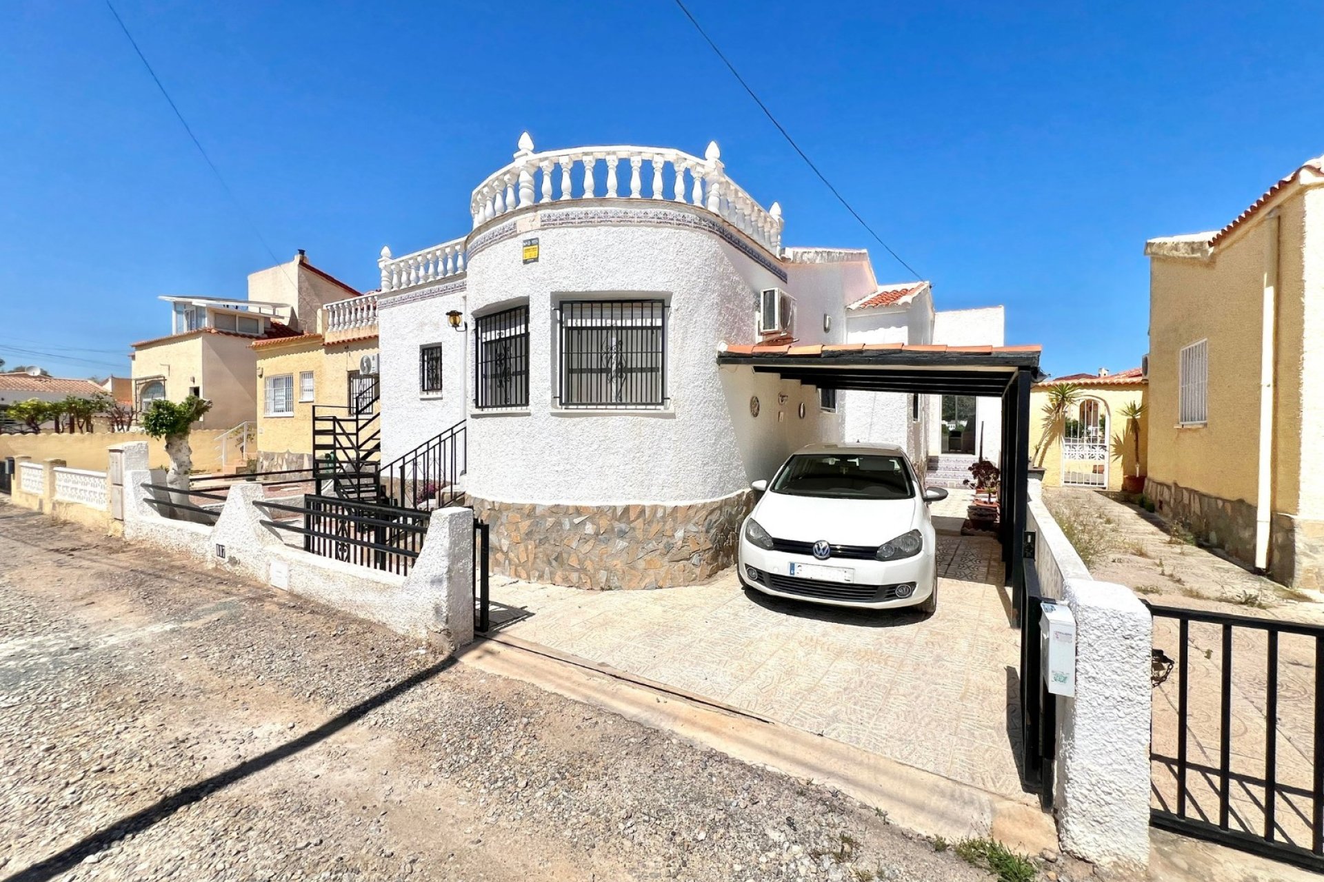 Reventa - Villa independiente - La Marina