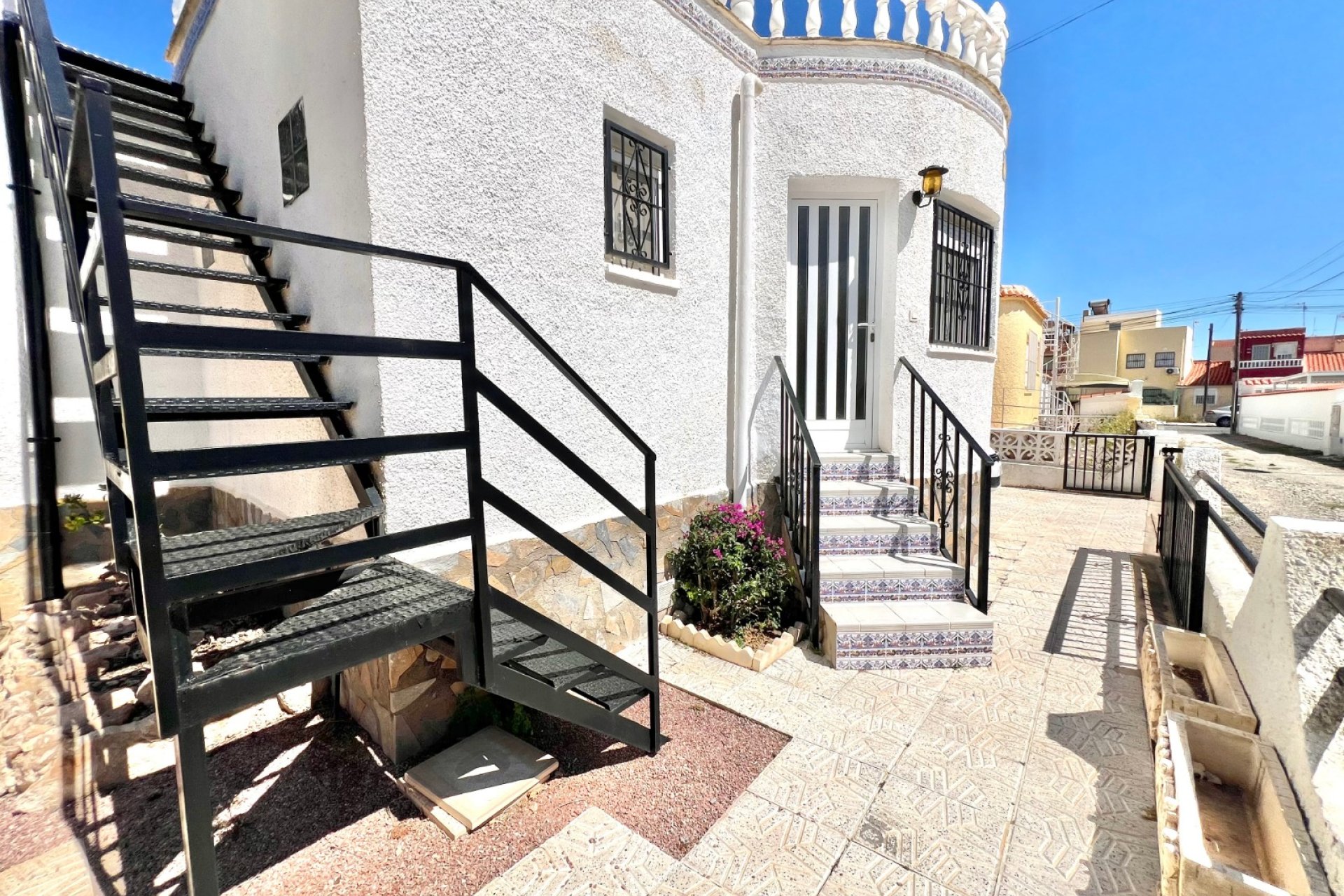 Reventa - Villa independiente - La Marina