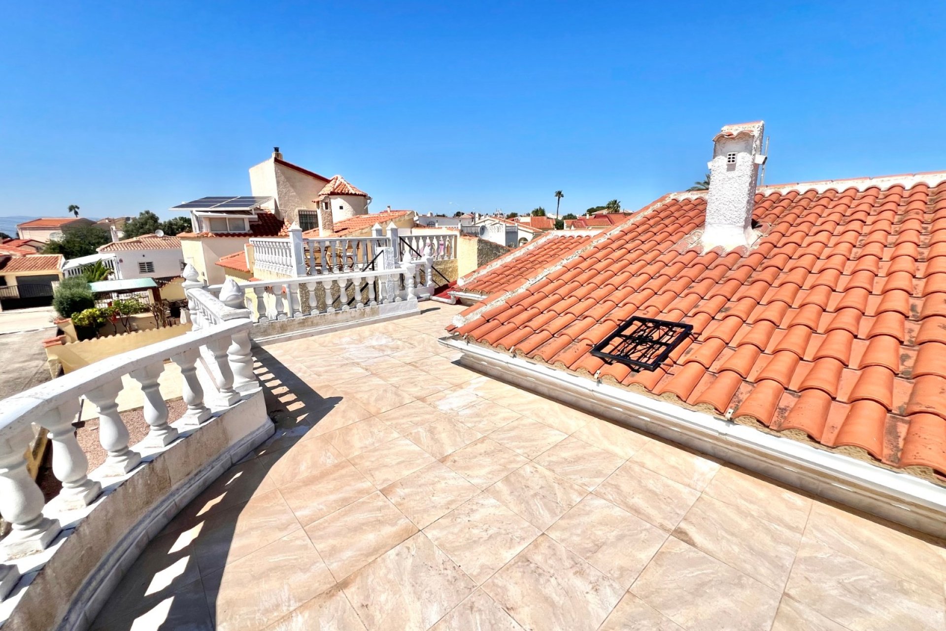 Reventa - Villa independiente - La Marina
