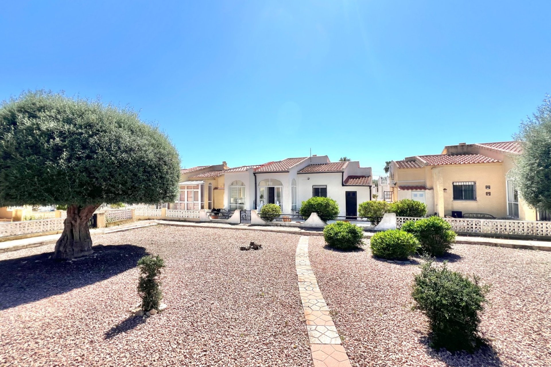 Reventa - Villa independiente - La Marina