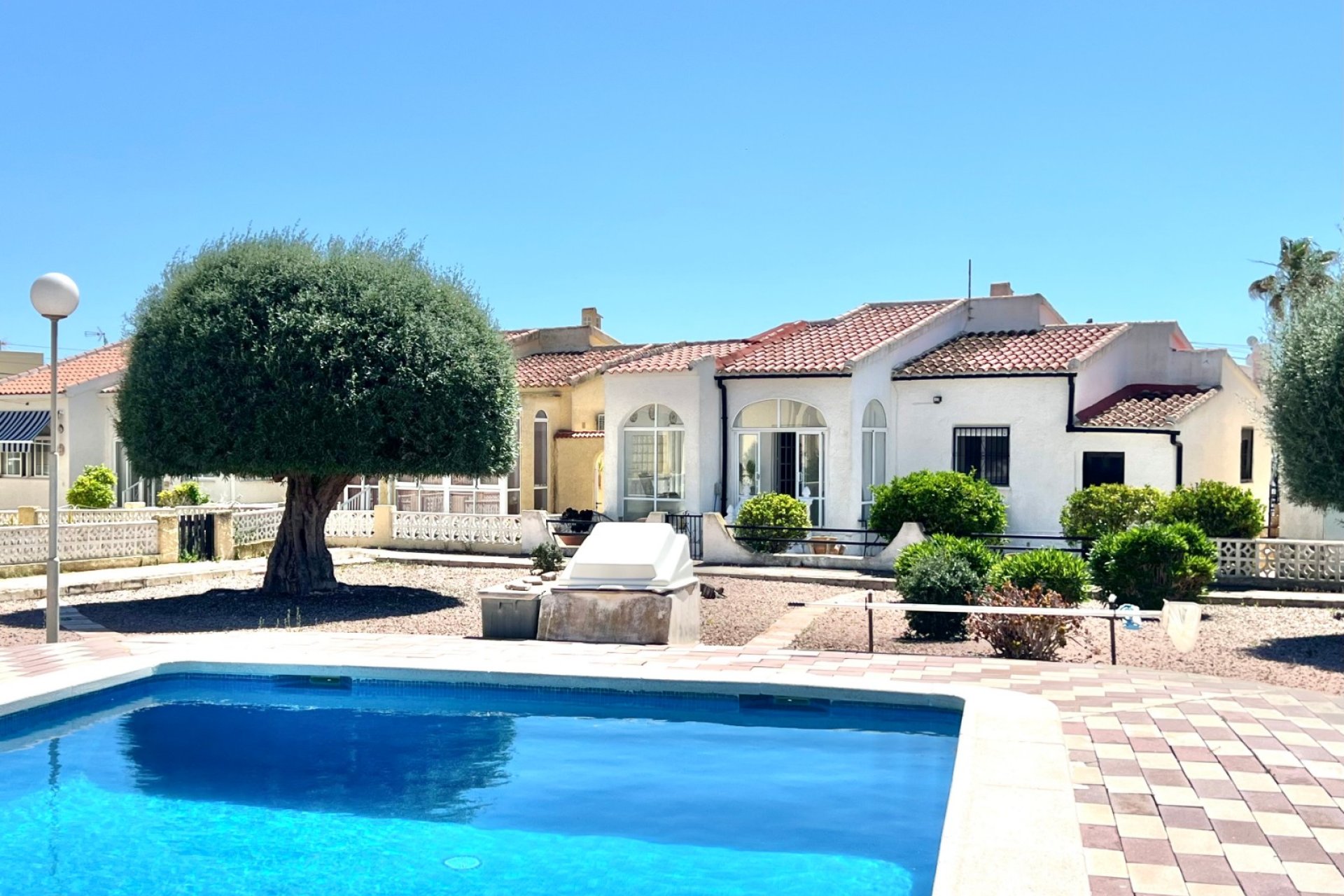 Reventa - Villa independiente - La Marina