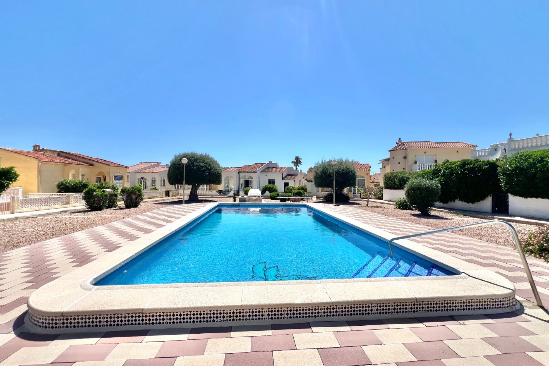 Reventa - Villa independiente - La Marina