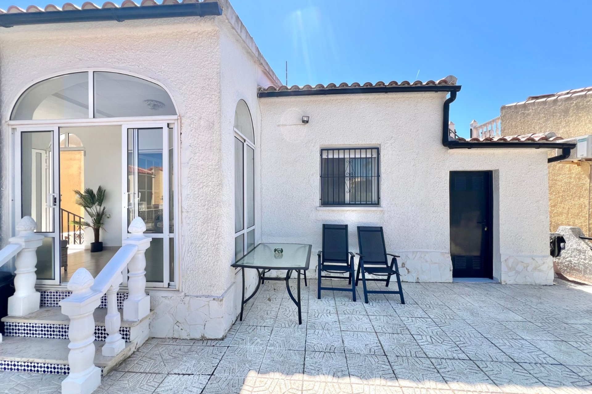 Reventa - Villa independiente - La Marina