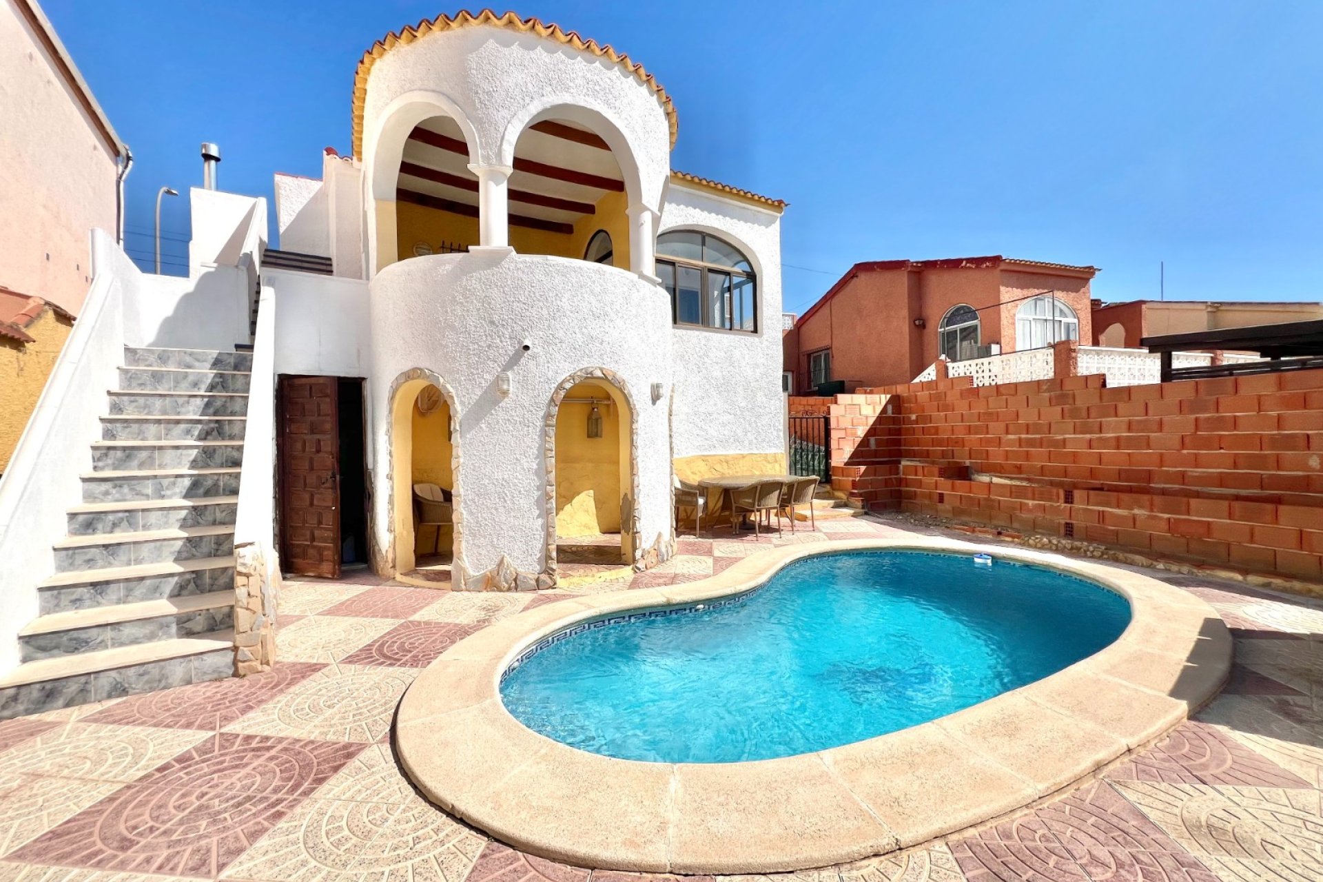 Reventa - Villa independiente - La Marina