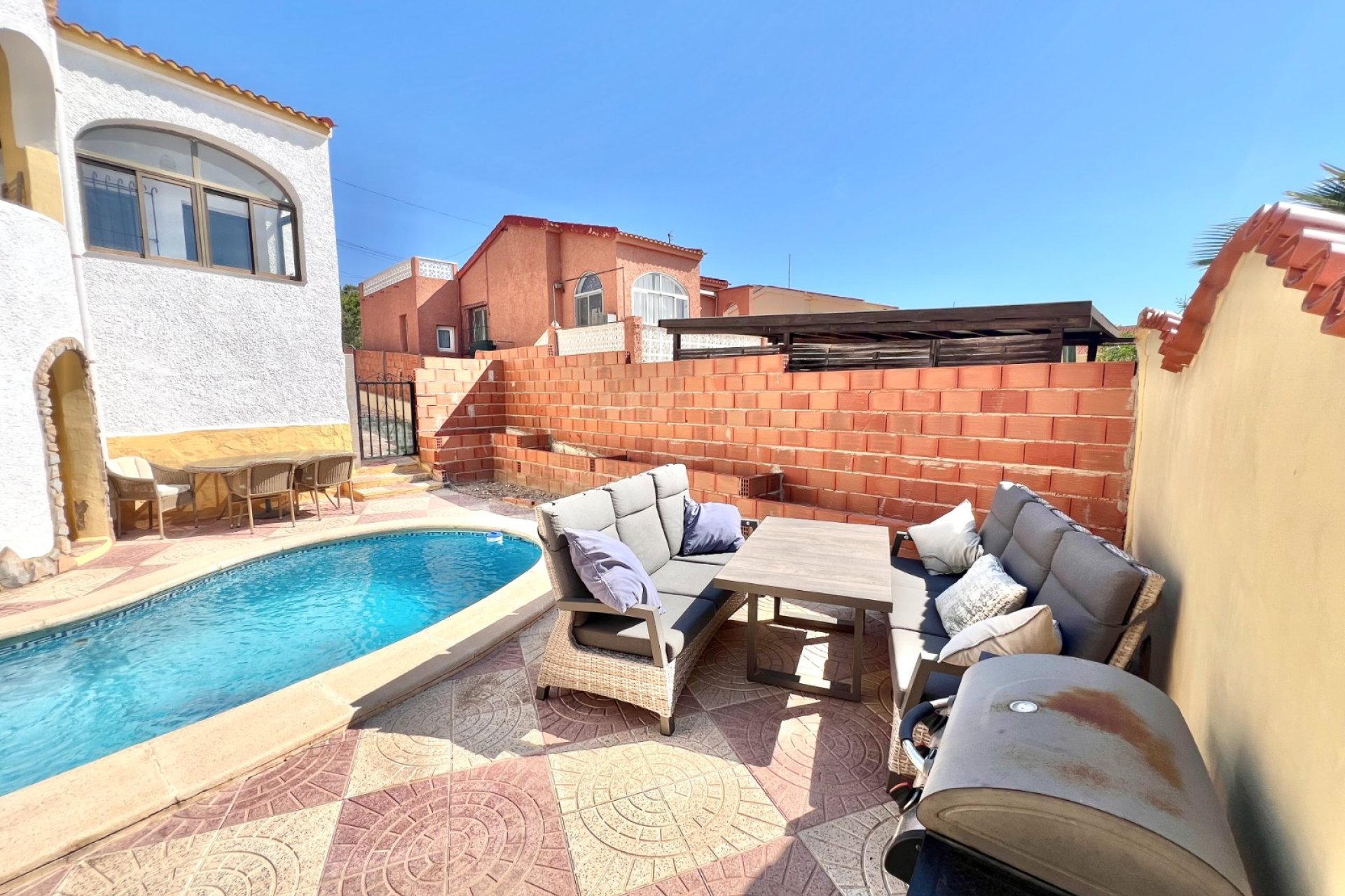 Reventa - Villa independiente - La Marina