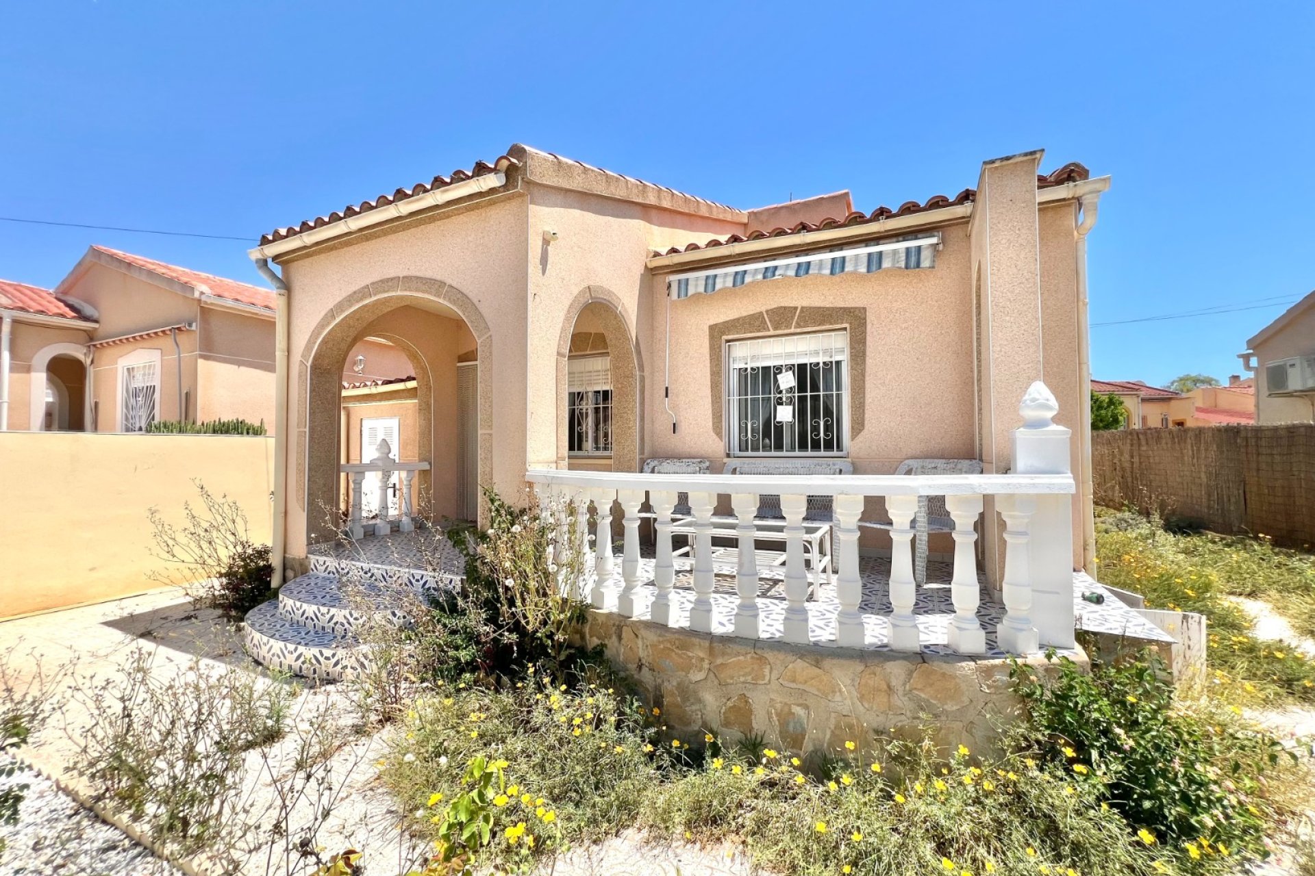 Reventa - Villa independiente - La Marina