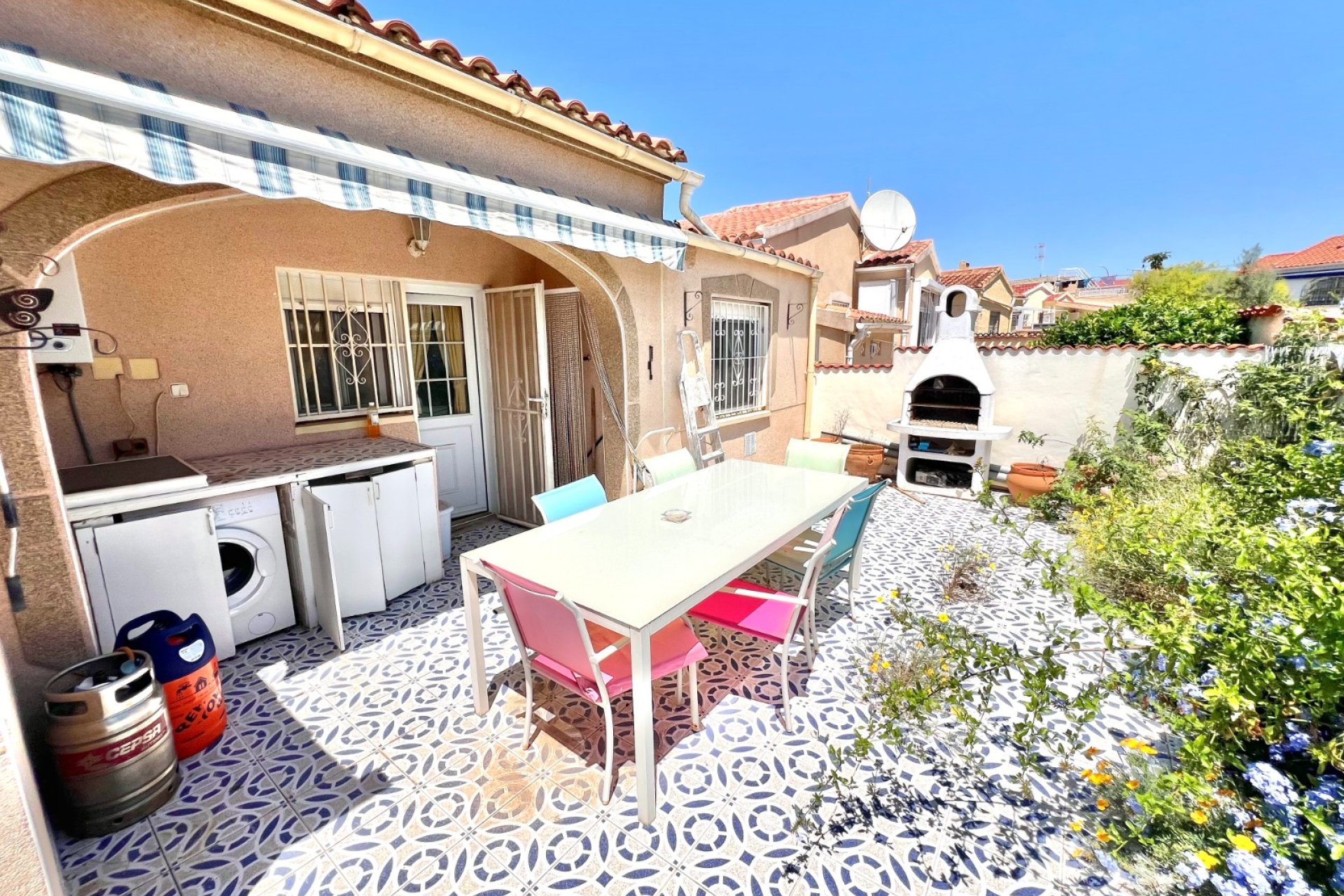 Reventa - Villa independiente - La Marina